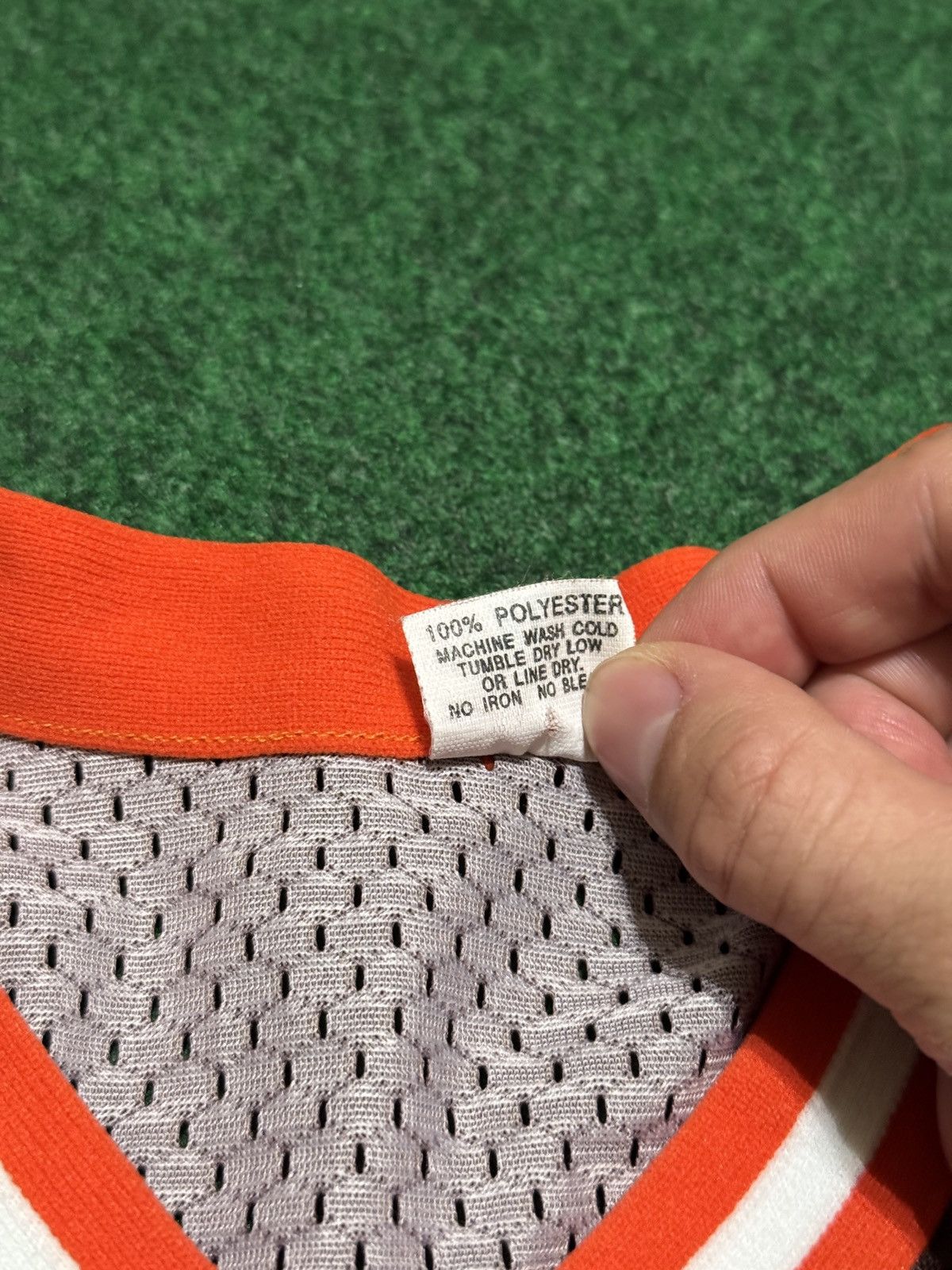 Wilson Vintage Cleveland Browns 80s 90s Wilson Cropped Boxy Jersey Size US XL / EU 56 / 4 - 4 Thumbnail