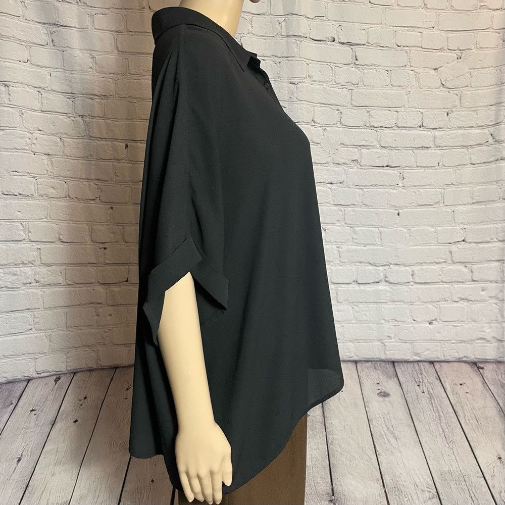 Chicos Chico's Gia Boxy Black Short Sleeve Blouse Size 1 US M Size M / US 6-8 / IT 42-44 - 4 Thumbnail
