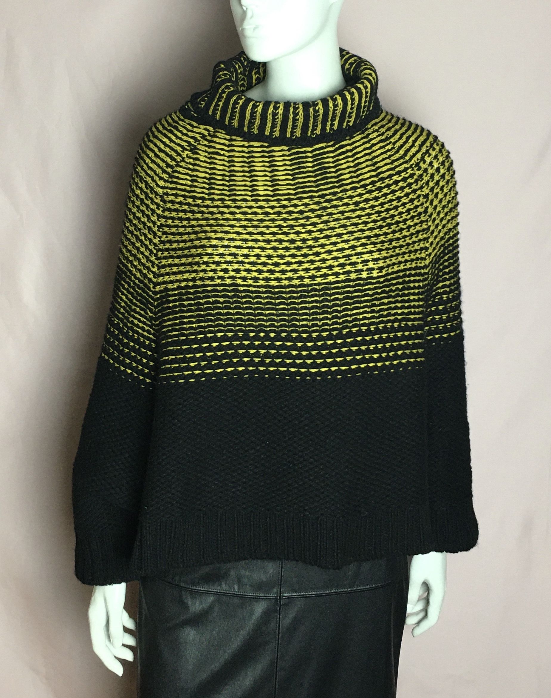 Cop Copine Cop Copine Mike Knit Pullover Sweater Poncho Sz M Size M / US 6-8 / IT 42-44 - 2 Thumbnail