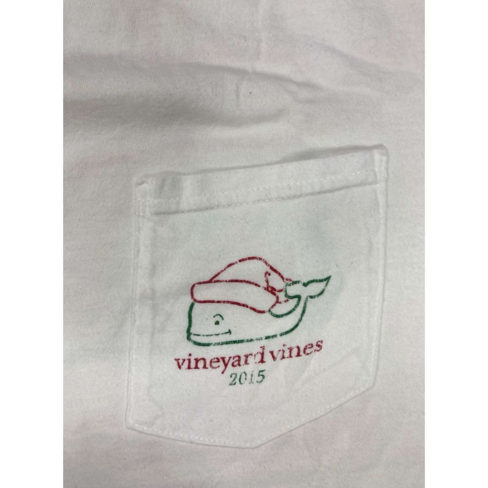 Vineyard Vines Vineyard Vines Christmas T-Shirt Shirt Men Medium White Crew Neck Short Sleeve Graphic Print Pocket Base All Seasons Decade 2015 Size US M / EU 48-50 / 2 - 4 Thumbnail