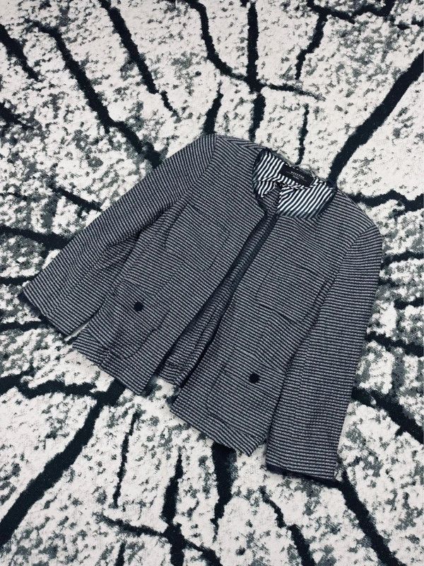 Max Mara Max Mara blue and white striped jacket 36 S Size S / US 4 / IT 40 - 2 Thumbnail