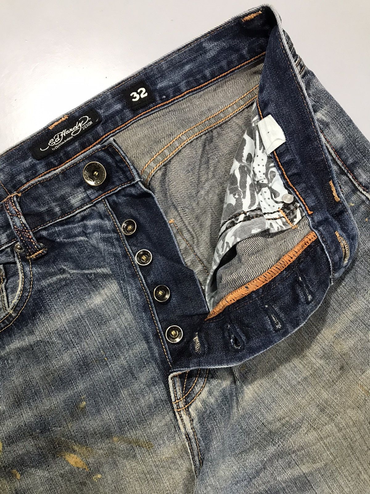 Ed Hardy Vintage ed hardy skull fire embroidered denim Size US 32 / EU 48 - 6 Thumbnail