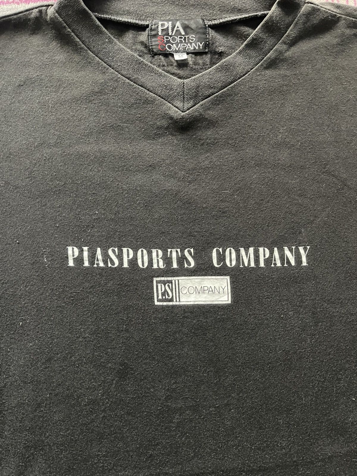 Japanese Brand VINTAGE PIA SPORTS COMPANY SPELL OUT V NECK VERY RARE Size US M / EU 48-50 / 2 - 2 Thumbnail