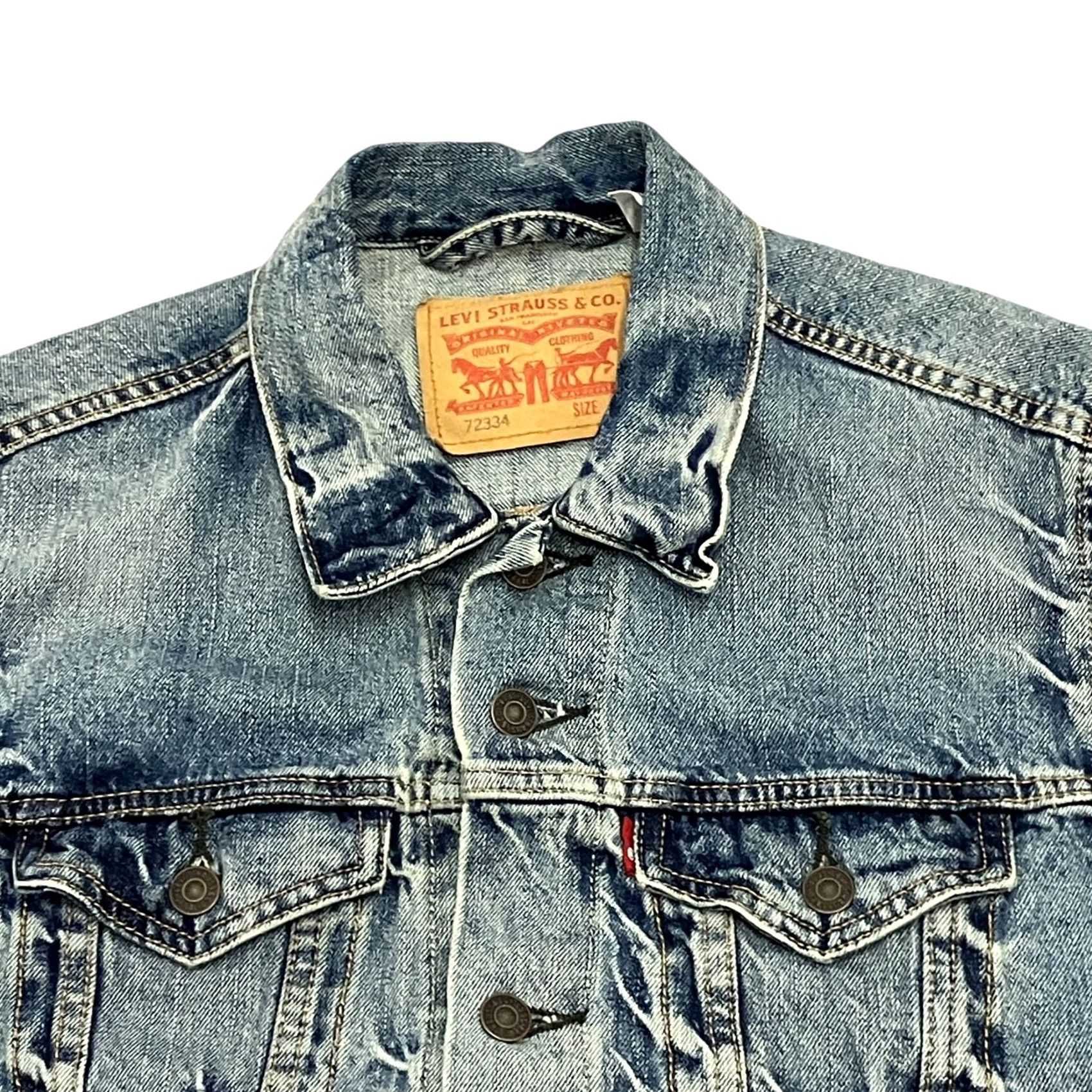 Levi's VINTAGE Levi's Denim Trucker Jacket Small Blue Red Tab Distressed Faded 72334 Mens Size US S / EU 44-46 / 1 - 2 Thumbnail
