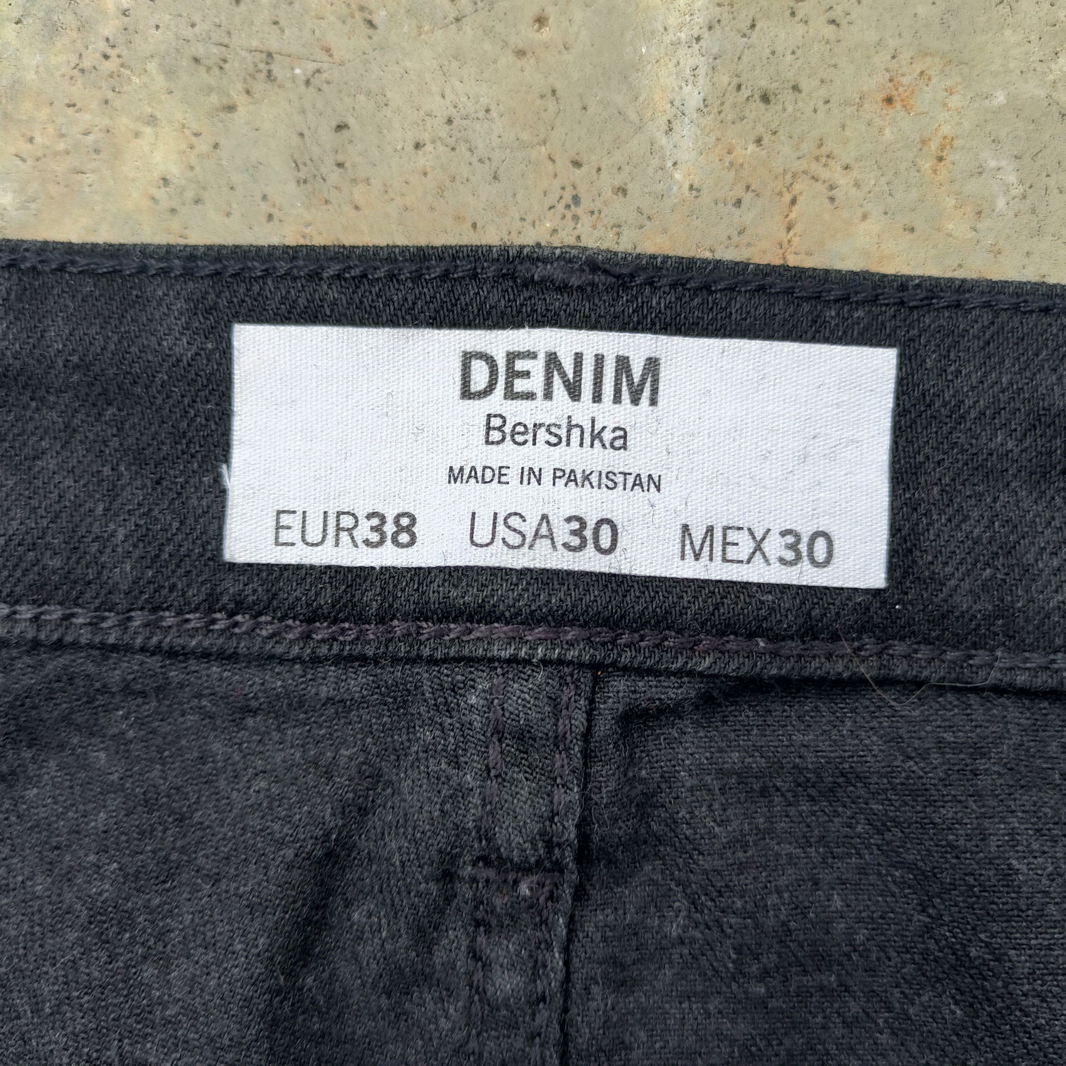 Japanese Brand × Jean VINTAGE JAPANESE SKINNY BLACK RIPPED DENIM JEANS PANTS Size US 30 / EU 46 - 12 Thumbnail