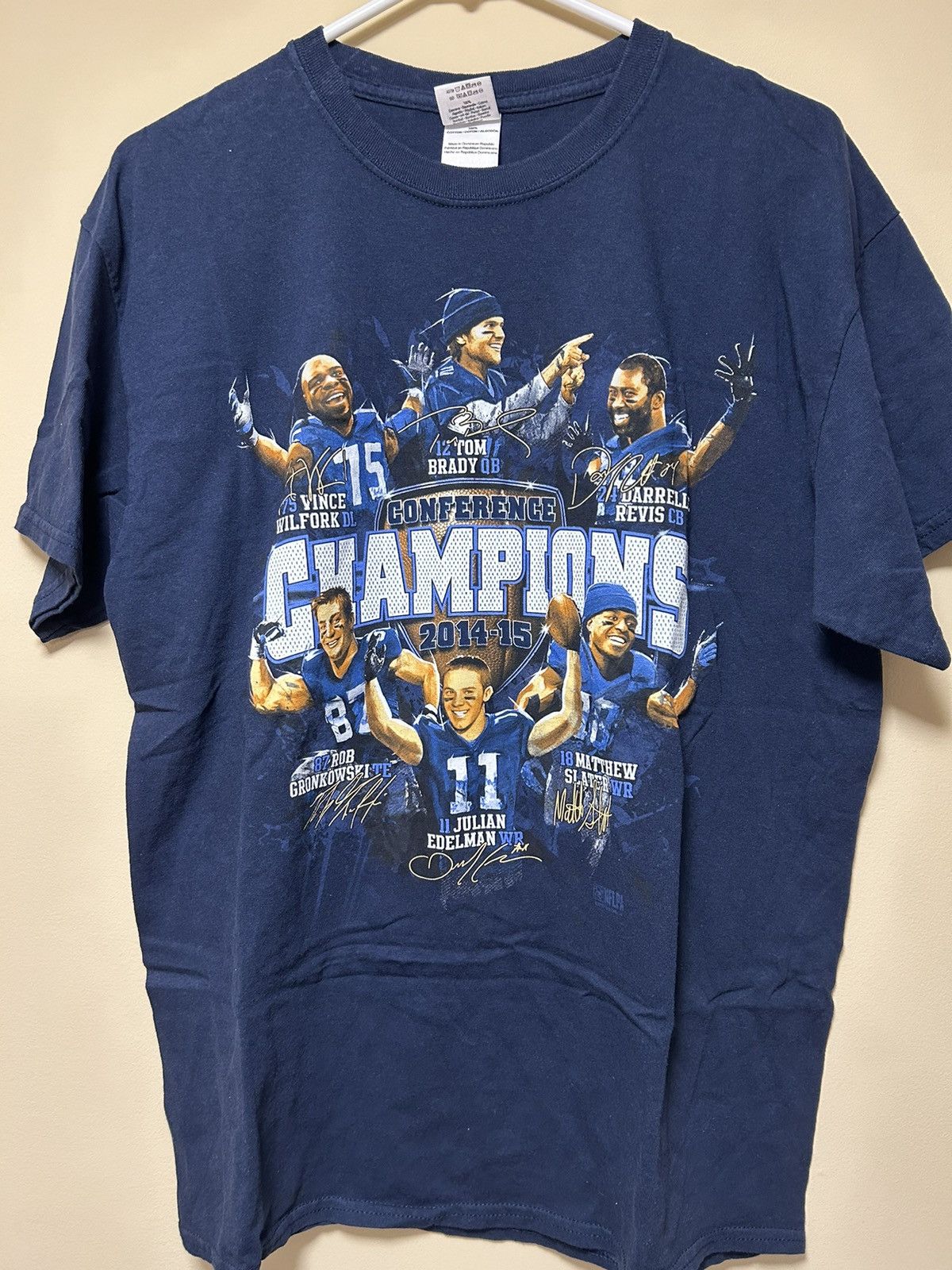 Gildan 2014-15 Patriots Conference Champs Size US L / EU 52-54 / 3 - 1 Thumbnail