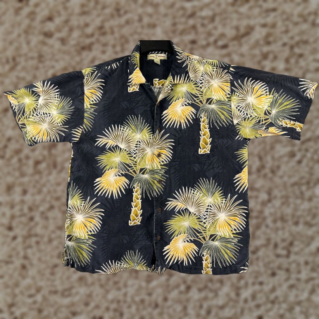 Tommy Bahama VINTAGE Tommy Bahama Shirt Men Large Black Palm Print 100% Silk Hawaiian Button-Up 90s Resort Mens Large Black Silk Shirt Size US L / EU 52-54 / 3 - 1 Thumbnail