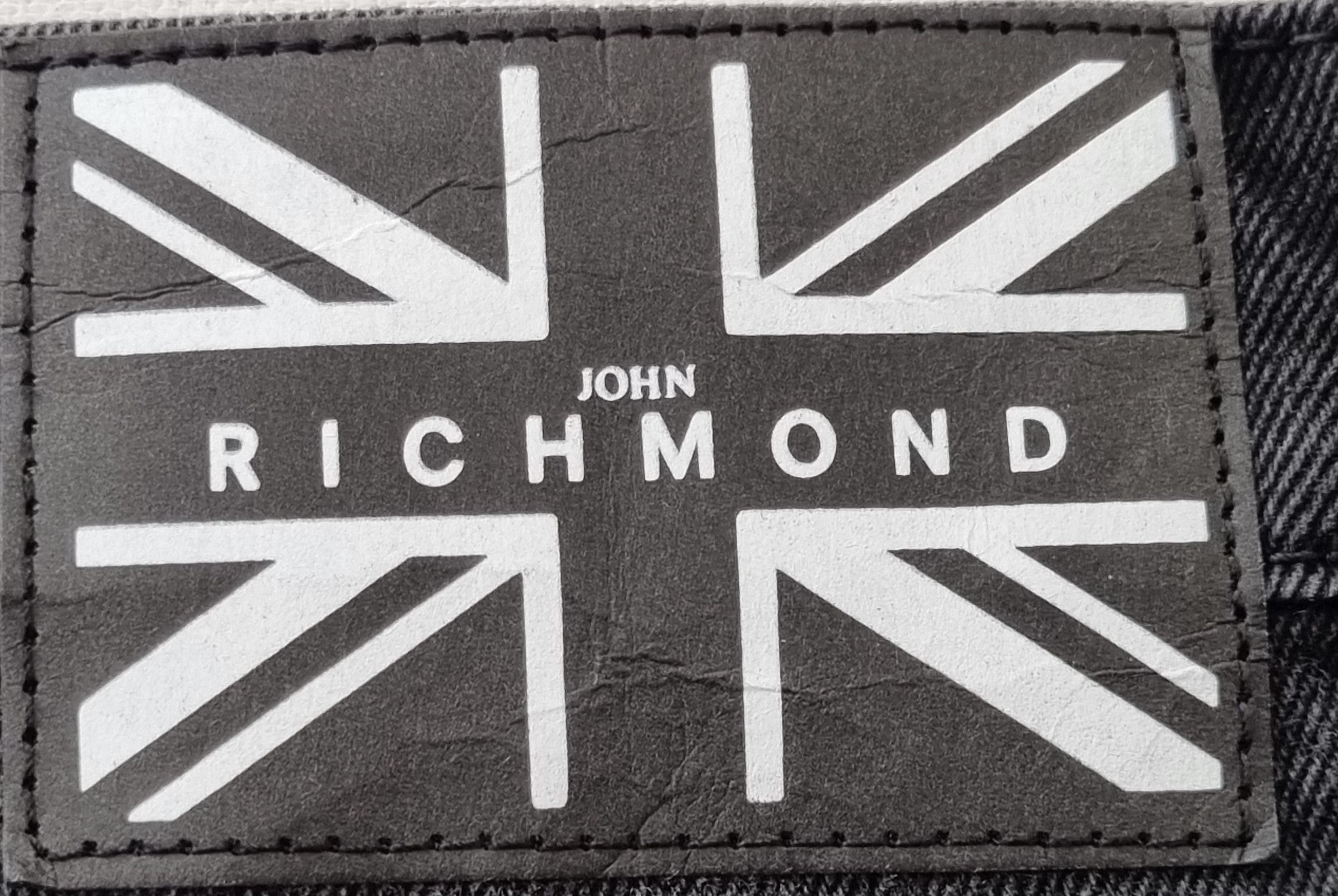 John Richmond John Richmond It's Only Rock'N'Roll Distressed Jeans Size US 33 - 14 Thumbnail