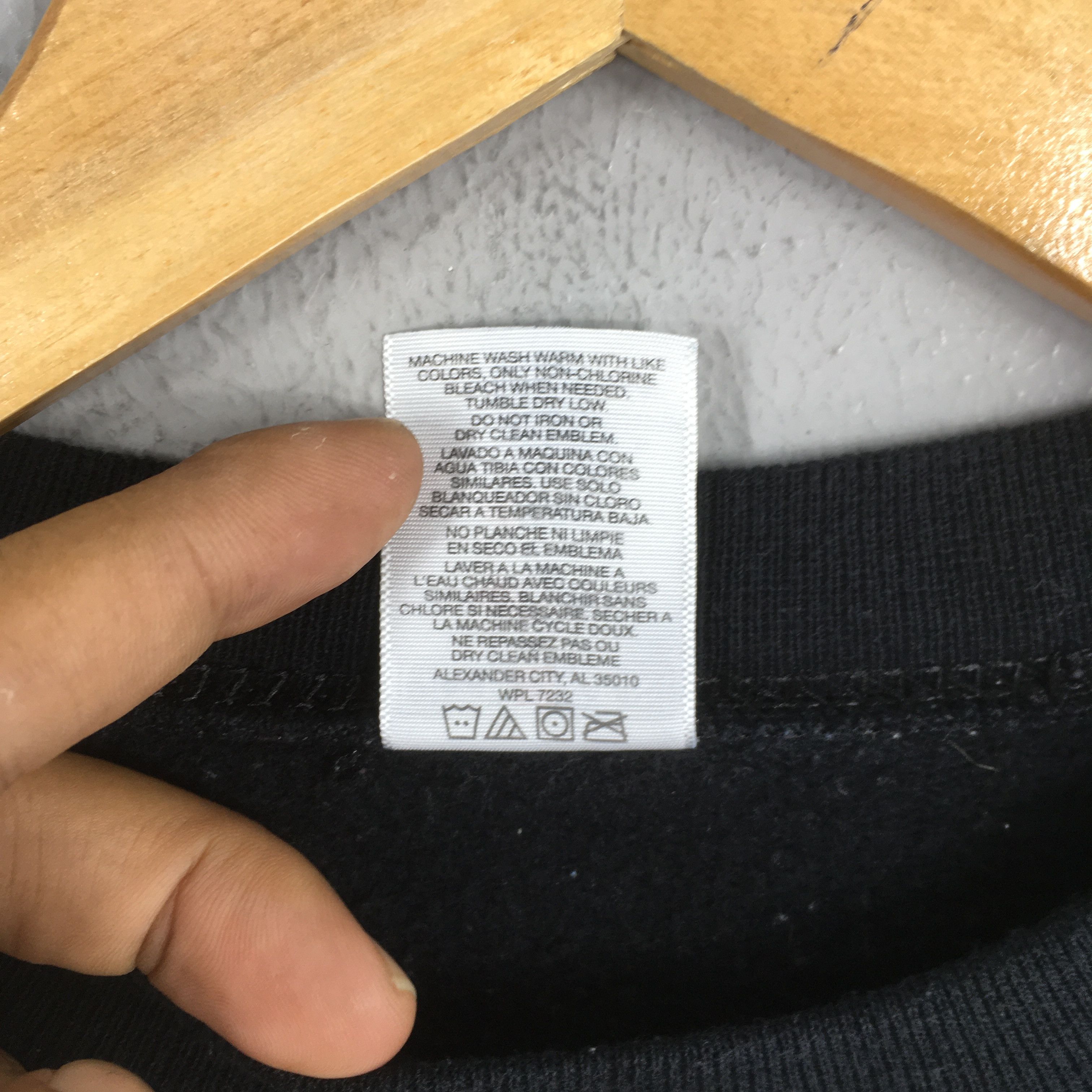 Habitat Vintage 90s The Wolf Wildlife Graphic Sweatshirt XLarge Size US XL / EU 56 / 4 - 6 Thumbnail