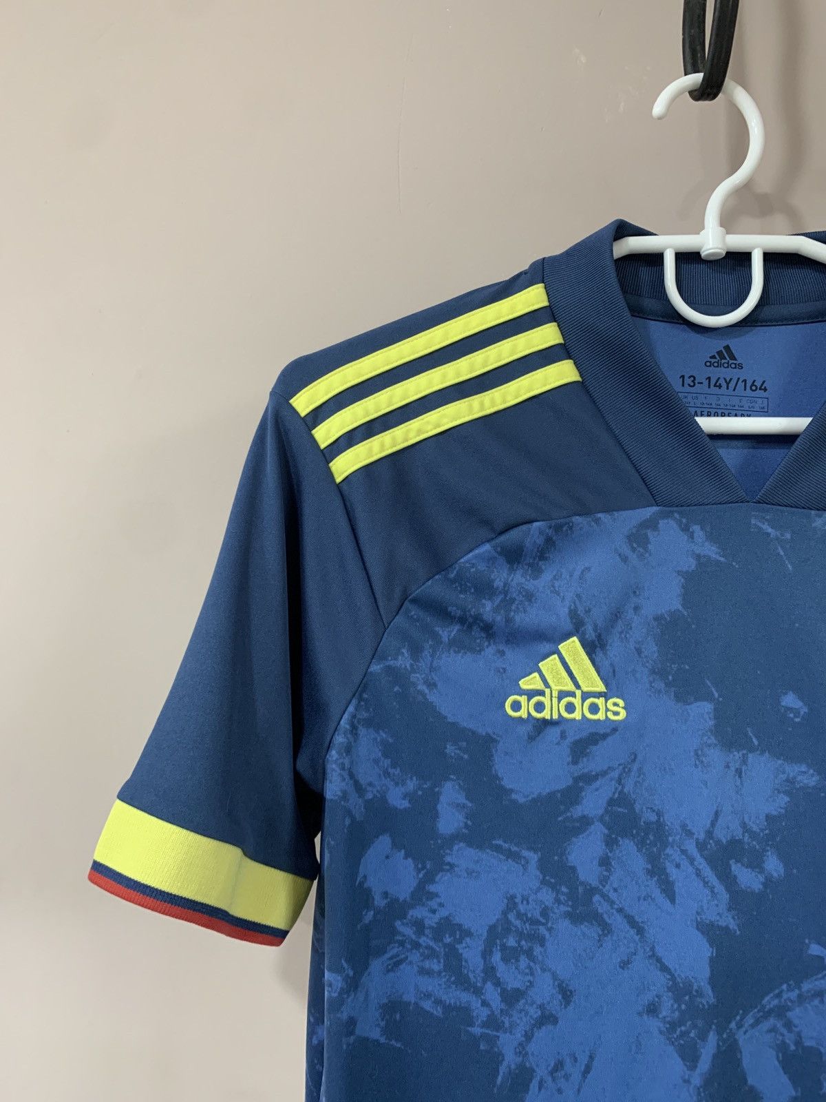 Adidas Colombia 2020 Away Football Shirt Adidas Soccer Jersey Sz S Size US S / EU 44-46 / 1 - 3 Thumbnail