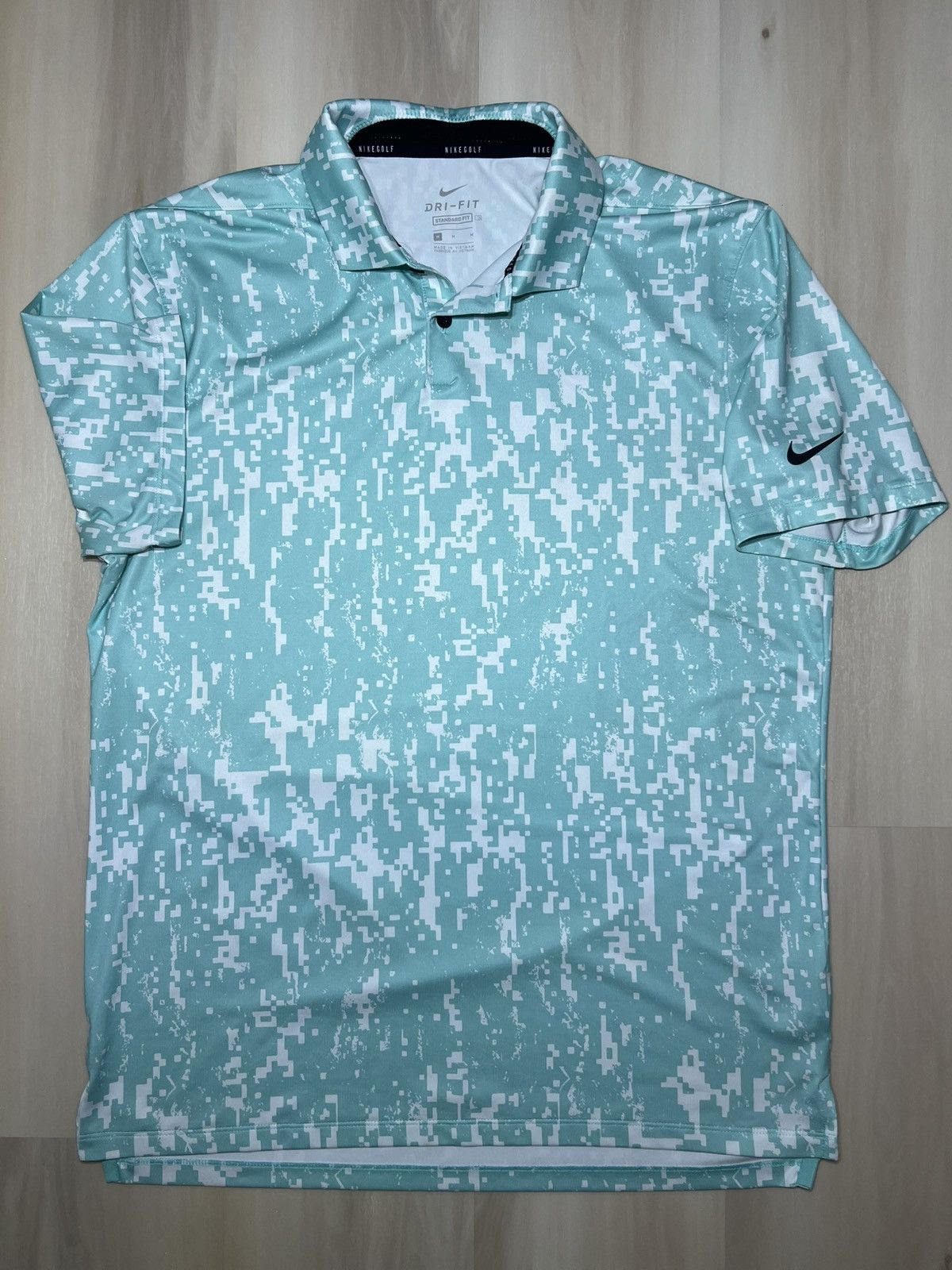 Nike Nike Golf Polo Men’s Sz Med Green Digital Camo CU9533-307 Size US M / EU 48-50 / 2 - 1 Thumbnail