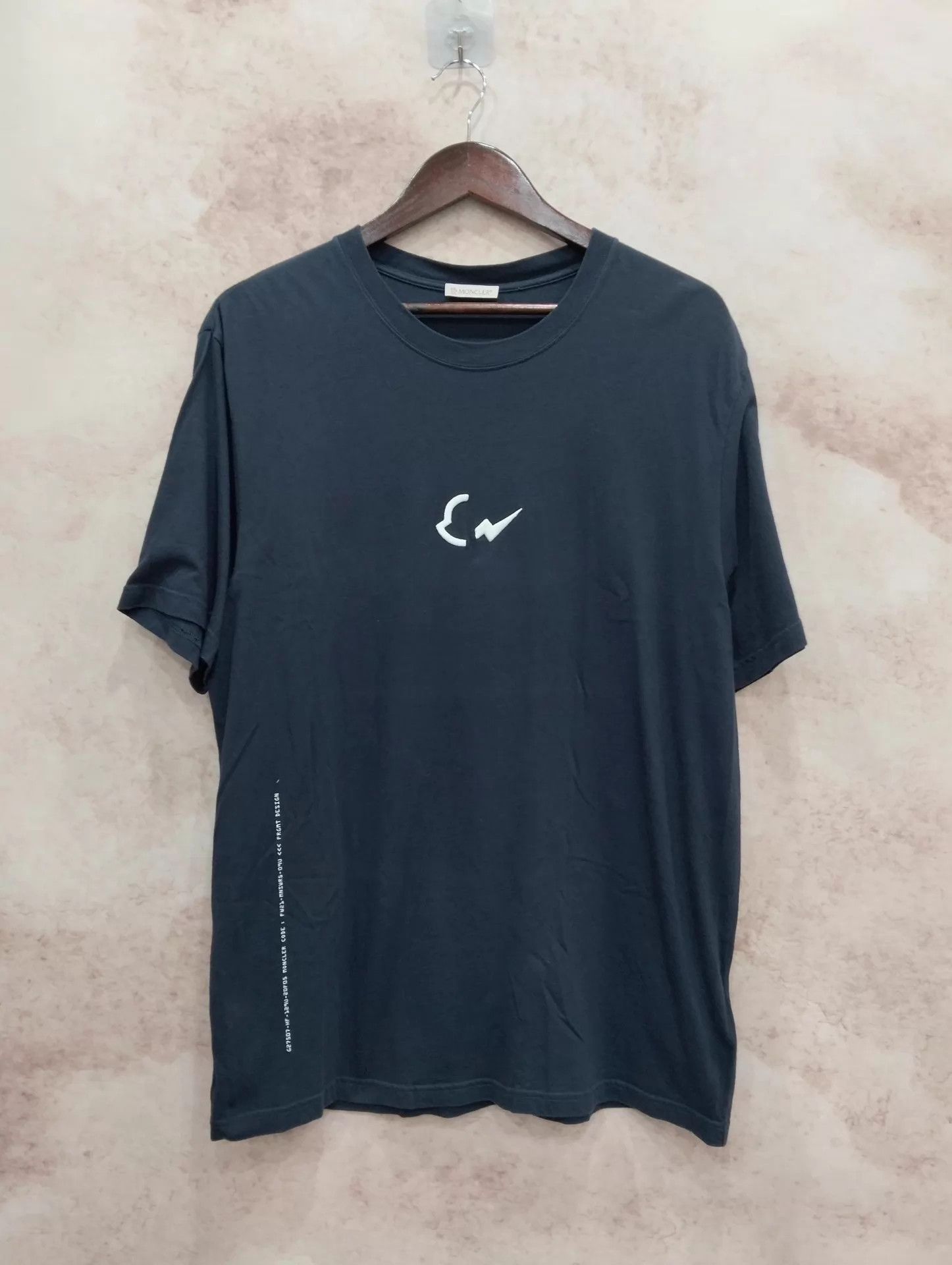 Moncler Moncler x fragment design short tee L 95 New Size US L / EU 52-54 / 3 - 1 Thumbnail