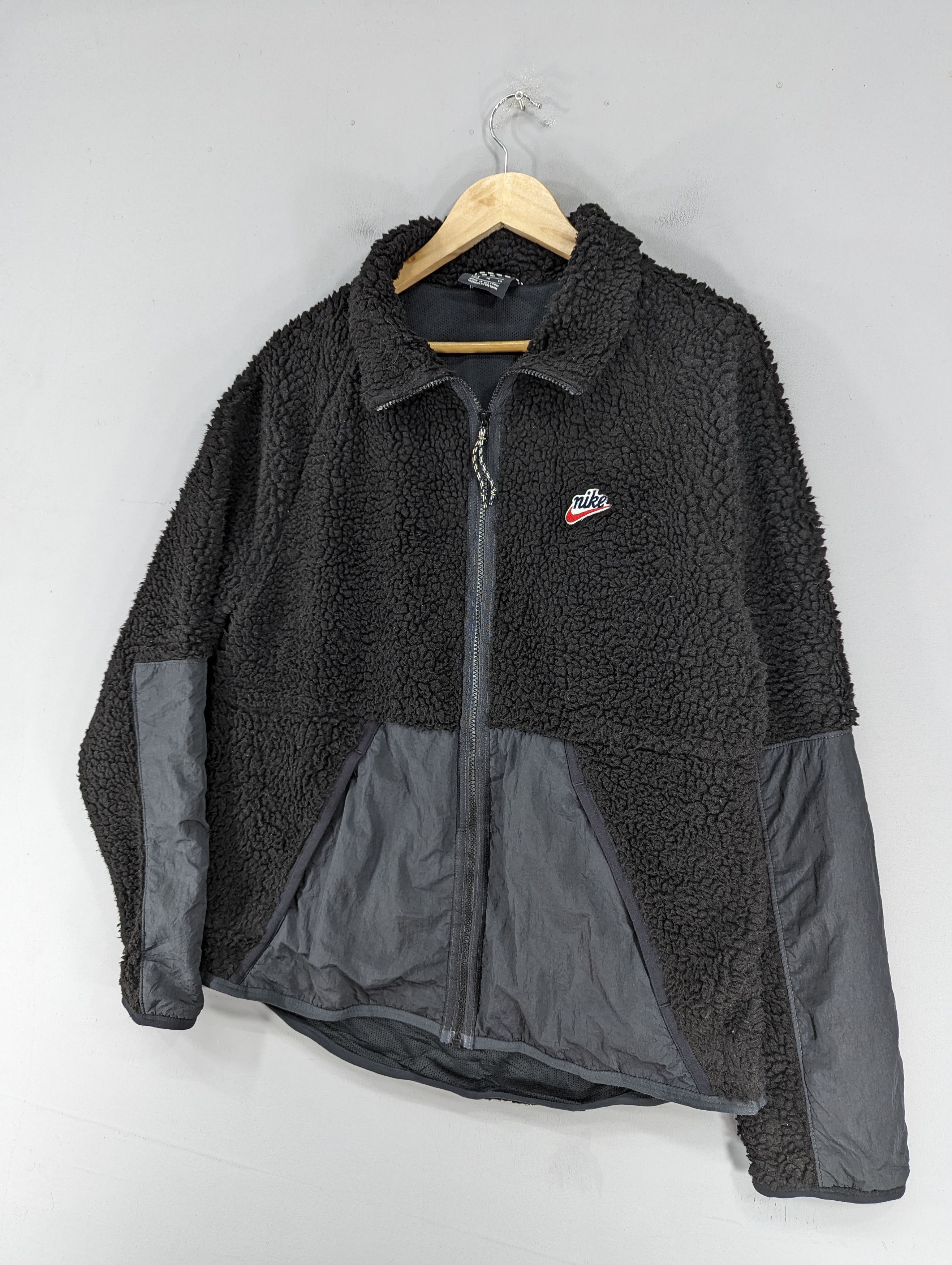 Nike 🔥RARE🔥Nike Heritage Sherpa Fleece Jacket Black Size US L / EU 52-54 / 3 - 2 Thumbnail
