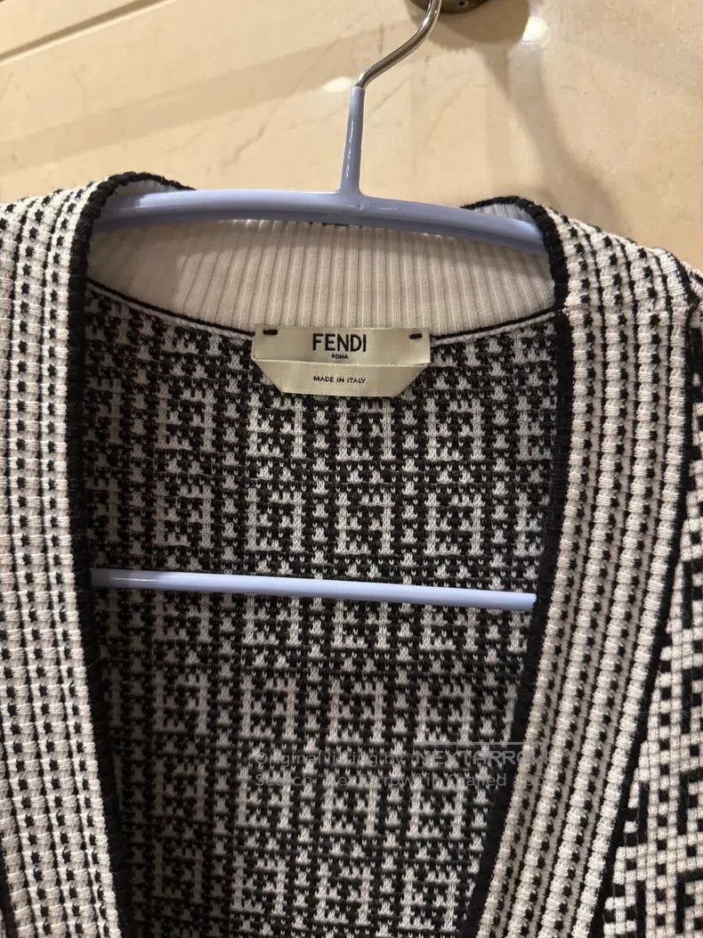 Fendi Fendi Knit cardigan Size XS / US 0-2 / IT 36-38 - 2 Thumbnail