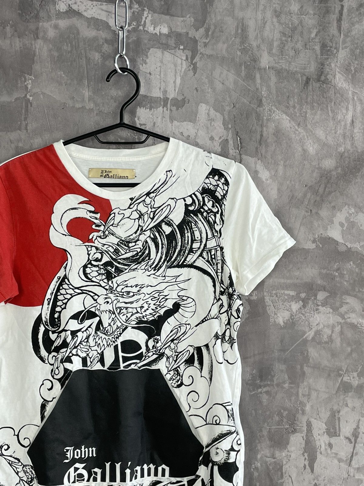 John Galliano Y2K John Galliano Dragon Spell Out T-shirt Size M / US 6-8 / IT 42-44 - 4 Thumbnail