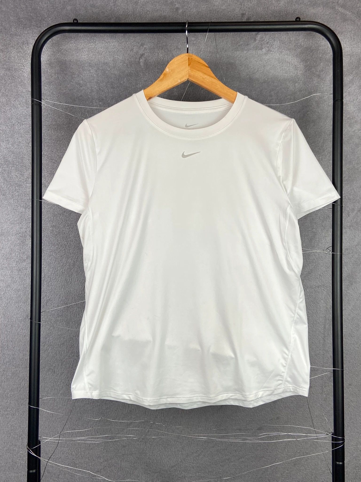 Nike Nike tee vintage 90s Y2K sportswear swoosh streetwear S Size US S / EU 44-46 / 1 - 1 Thumbnail