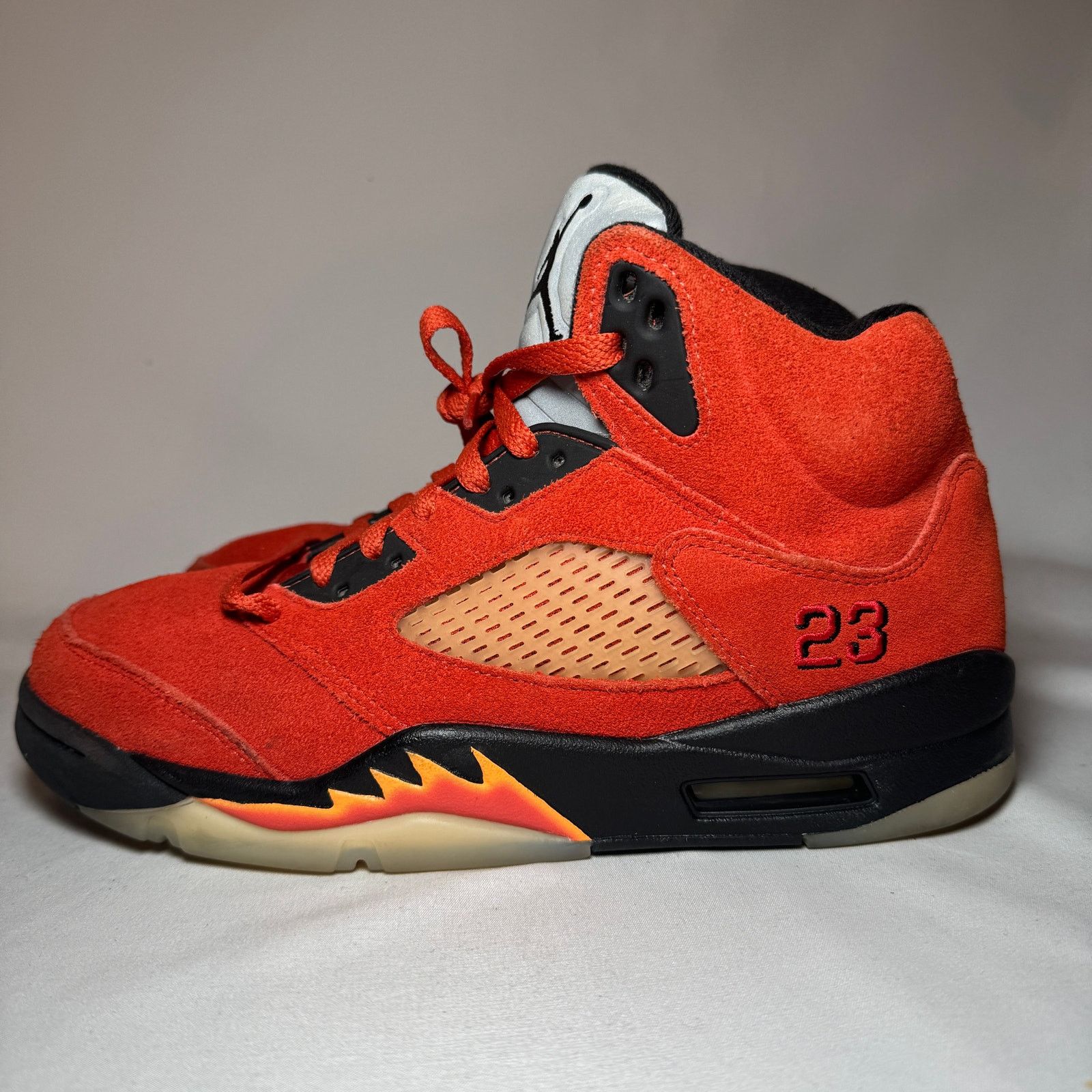 Jordan Brand × Nike Size 10 - Wmns Air Jordan 5 Retro Dunk on Mars Women's Shoes Size US 10 / IT 40 - 11 Thumbnail