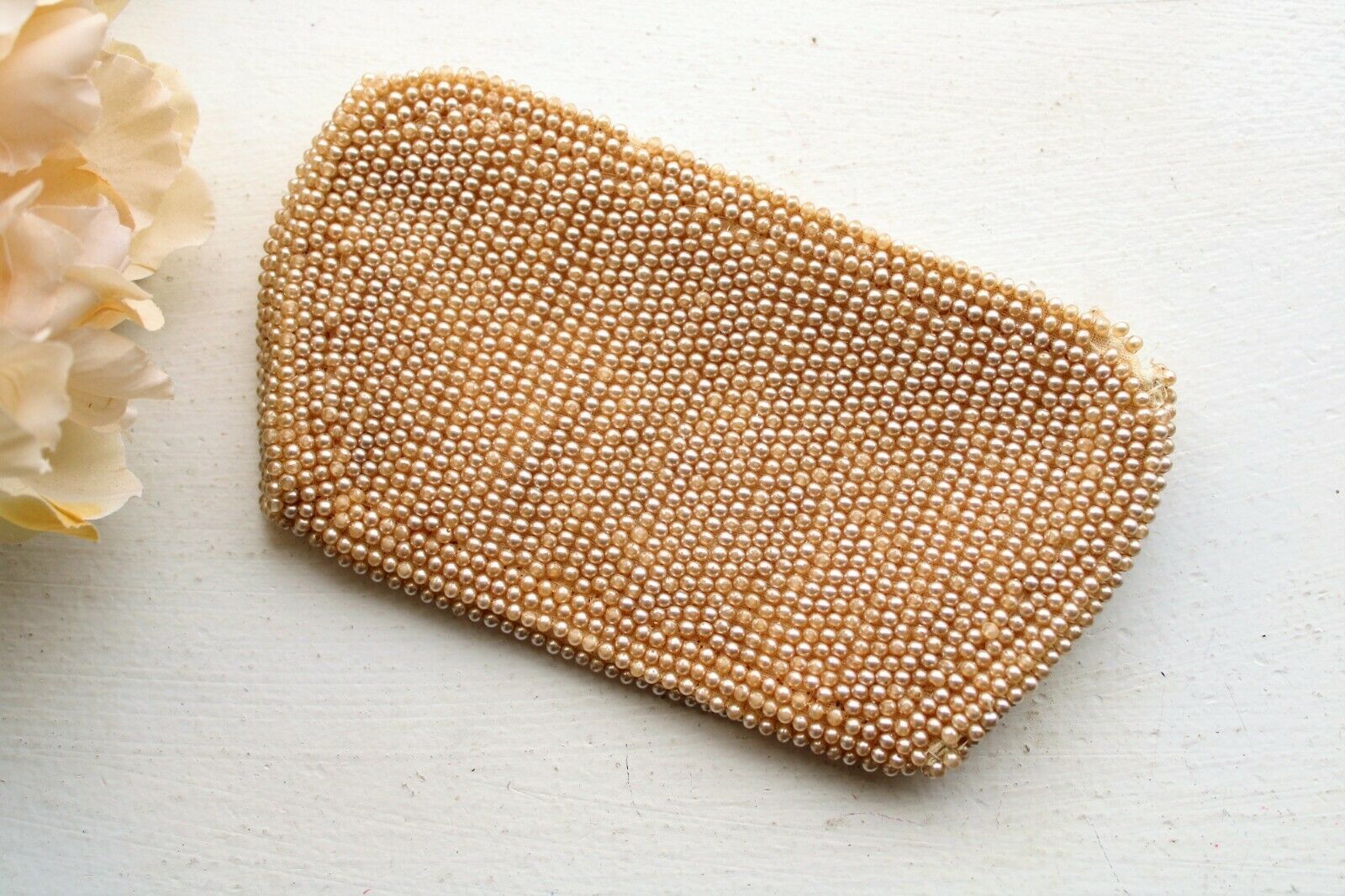 Vintage Vintage 1940s Beaded Clutch Purse Covered In Faux Pearls Size ONE SIZE - 3 Thumbnail
