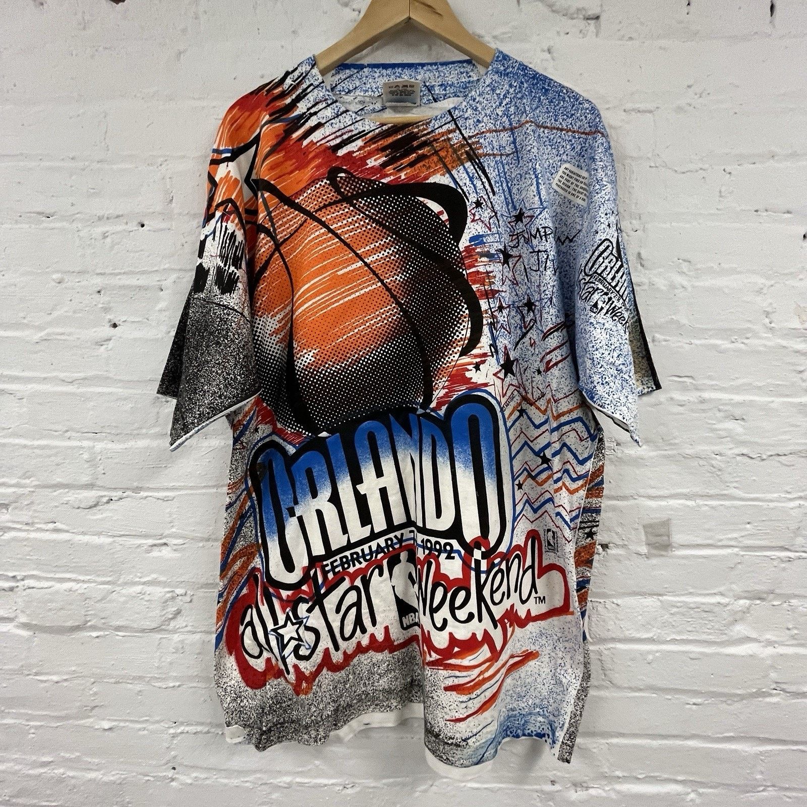 Other Magic Johnson NBA All Star Event Series Art T Shirt XL 90s Size US XL / EU 56 / 4 - 11 Thumbnail