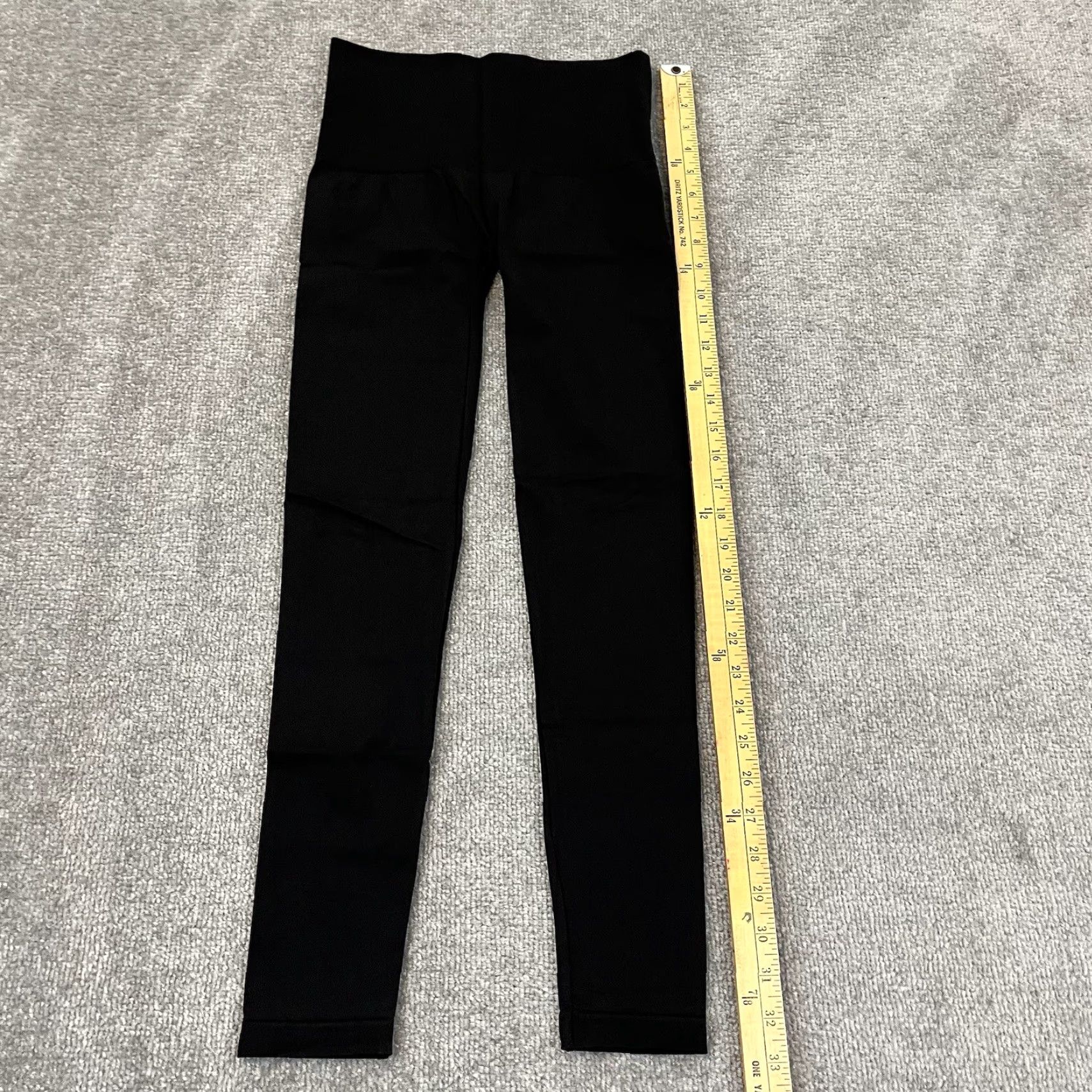 Spanx Spanx Leggings Women Medium x 25" Black Skinny Leg Pull On Compression Nylon Gym Size 40" / US 18 - 5 Thumbnail
