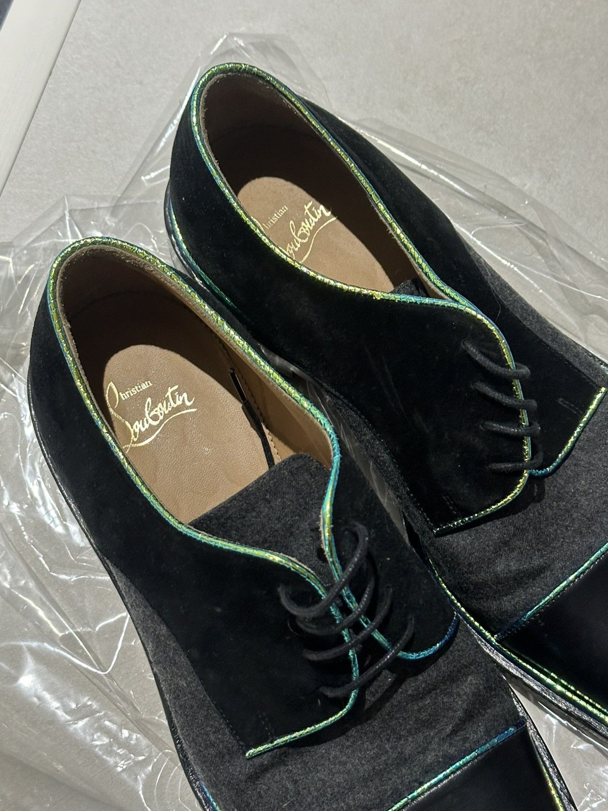 Christian Louboutin Christian Louboutin Limited Edition Reflective Green Oxford Size US 8 / EU 41 - 7 Thumbnail