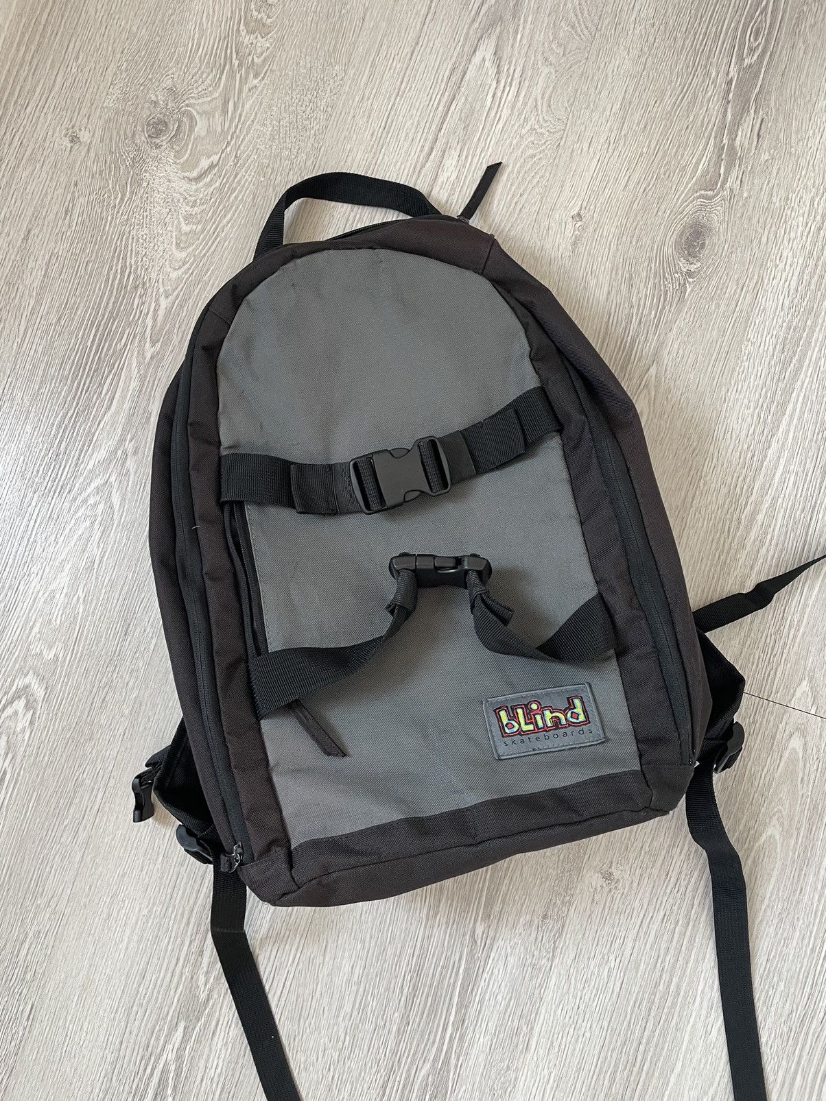 Blind Skateboards 💥Blind Vintage Backpack Hook-ups Skate Size ONE SIZE - 4 Thumbnail