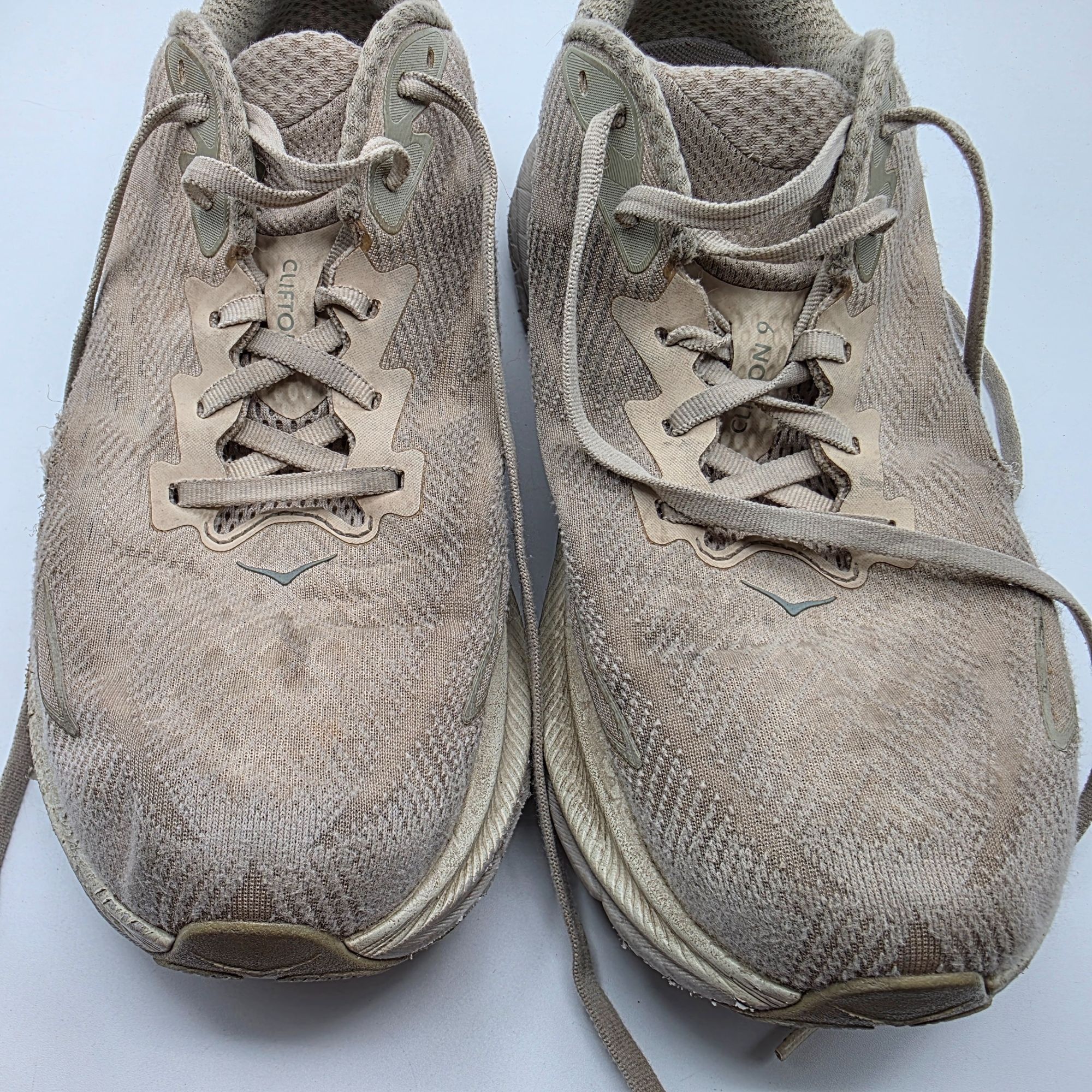 Hoka Hoka One One Clifton 9 Mens 10 White Athletic Shoes Running Size US 10 / EU 43 - 11 Thumbnail