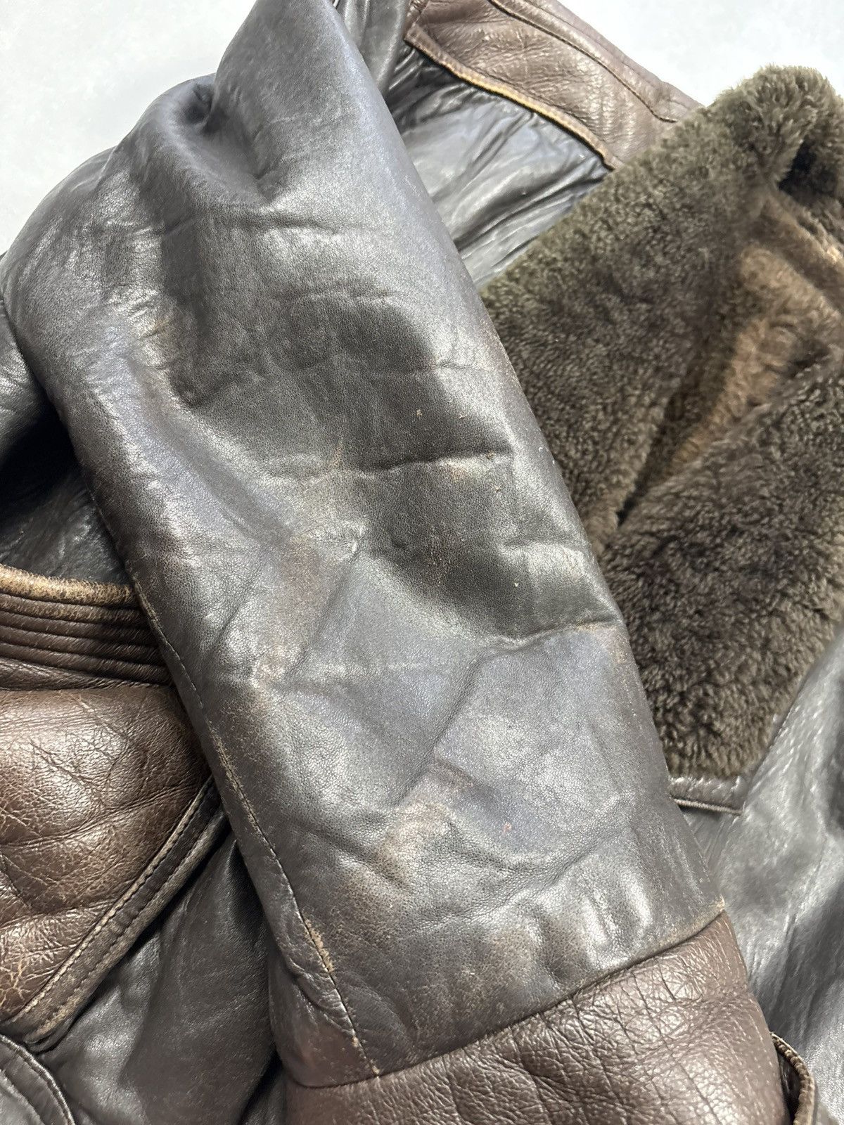 Vintage Vintage Italian Leather Shearling Jacket Aviator Brown Biker Size US M / EU 48-50 / 2 - 9 Thumbnail
