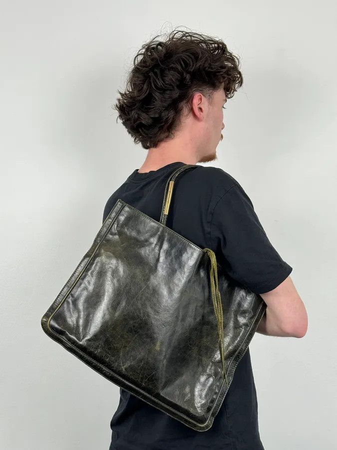 Roberto Cavalli SS2001 Roberto Cavalli Black Leather Silk-Lined Tote Bag Size ONE SIZE - 2 Thumbnail