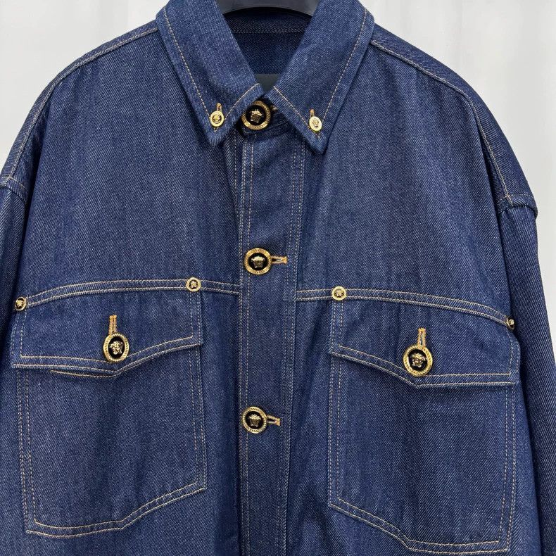 Versace Versace Medusa gold-buttoned denim shirt jacket Size US S / EU 44-46 / 1 - 3 Thumbnail