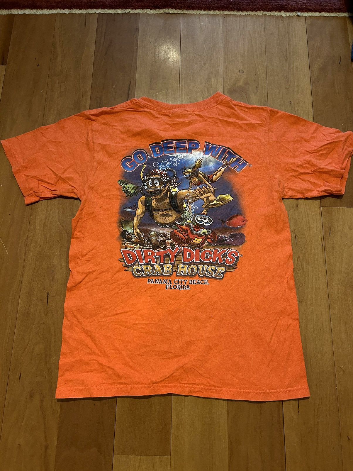 Vintage Vintage Orange Graphic Tshirt Size US S / EU 44-46 / 1 - 2 Thumbnail
