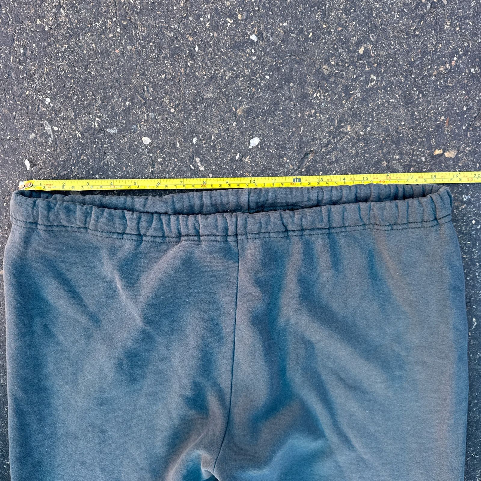 Russell Athletic Vintage 90s Faded Russell Athletic Baggy Sweatpants –Size XL Size US 36 / EU 52 - 5 Thumbnail