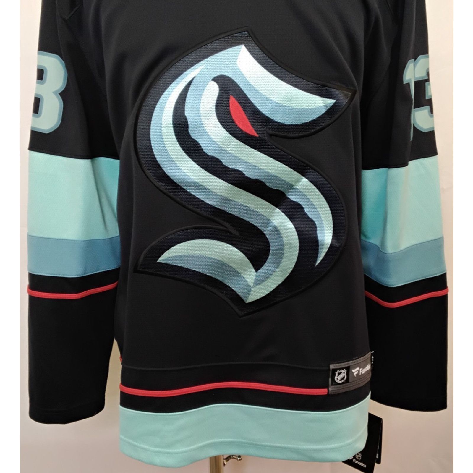 Other NHL Fanatics Seattle Kraken Jersey Brandon Tanev Men's S NWT Size US S / EU 44-46 / 1 - 6 Thumbnail