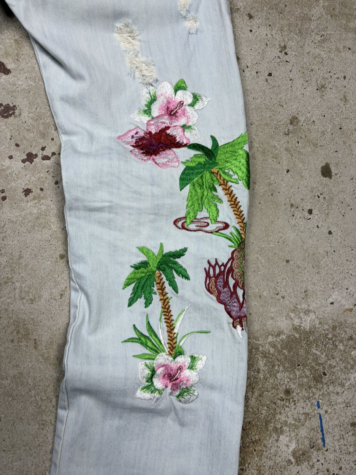 Dolce & Gabbana SS 2006 Dolce & Gabbana Honolulu Embroidery Jeans Denim Size US 35 - 20 Thumbnail