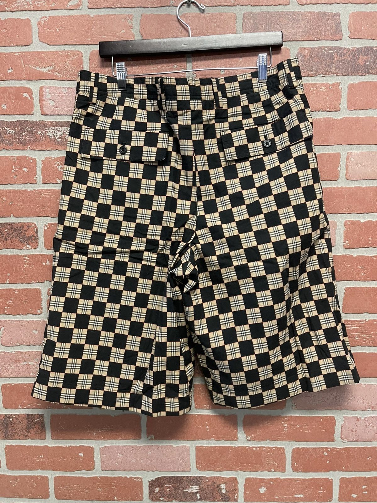 Burberry Size 52 - Burberry Checkered Tailored Shorts Black/Multi Size US 38 / EU 54 - 5 Thumbnail