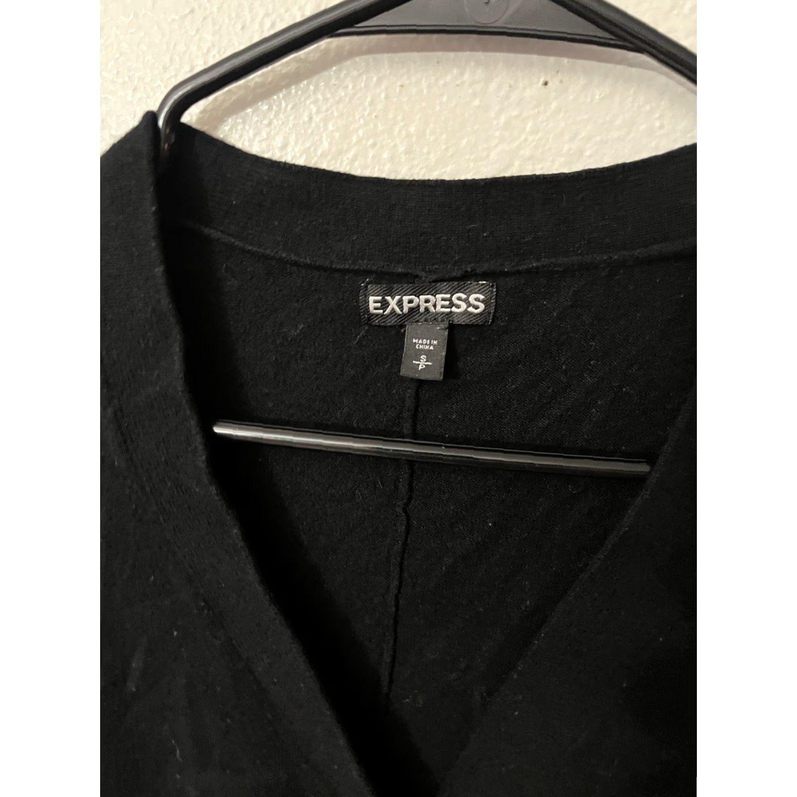 Express VINTAGE Express Cardigan Sweater Women Large Black Short Sleeve Button Down All Seasons Size L / US 10 / IT 46 - 2 Thumbnail