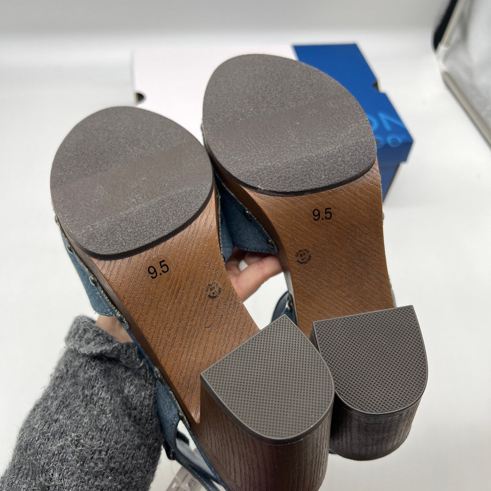 Other Arizona Jean Co Womens Heather Heeled Sandals Blue Deni Size US 9.5 / IT 39.5 - 8 Thumbnail