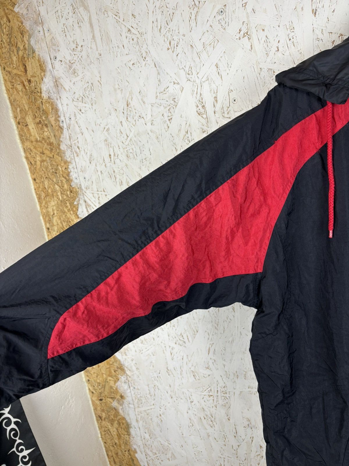 Nike 90s Nike PSV Eindhoven 1996/97 Training Coat Jacket Soccer L Size US L / EU 52-54 / 3 - 6 Thumbnail