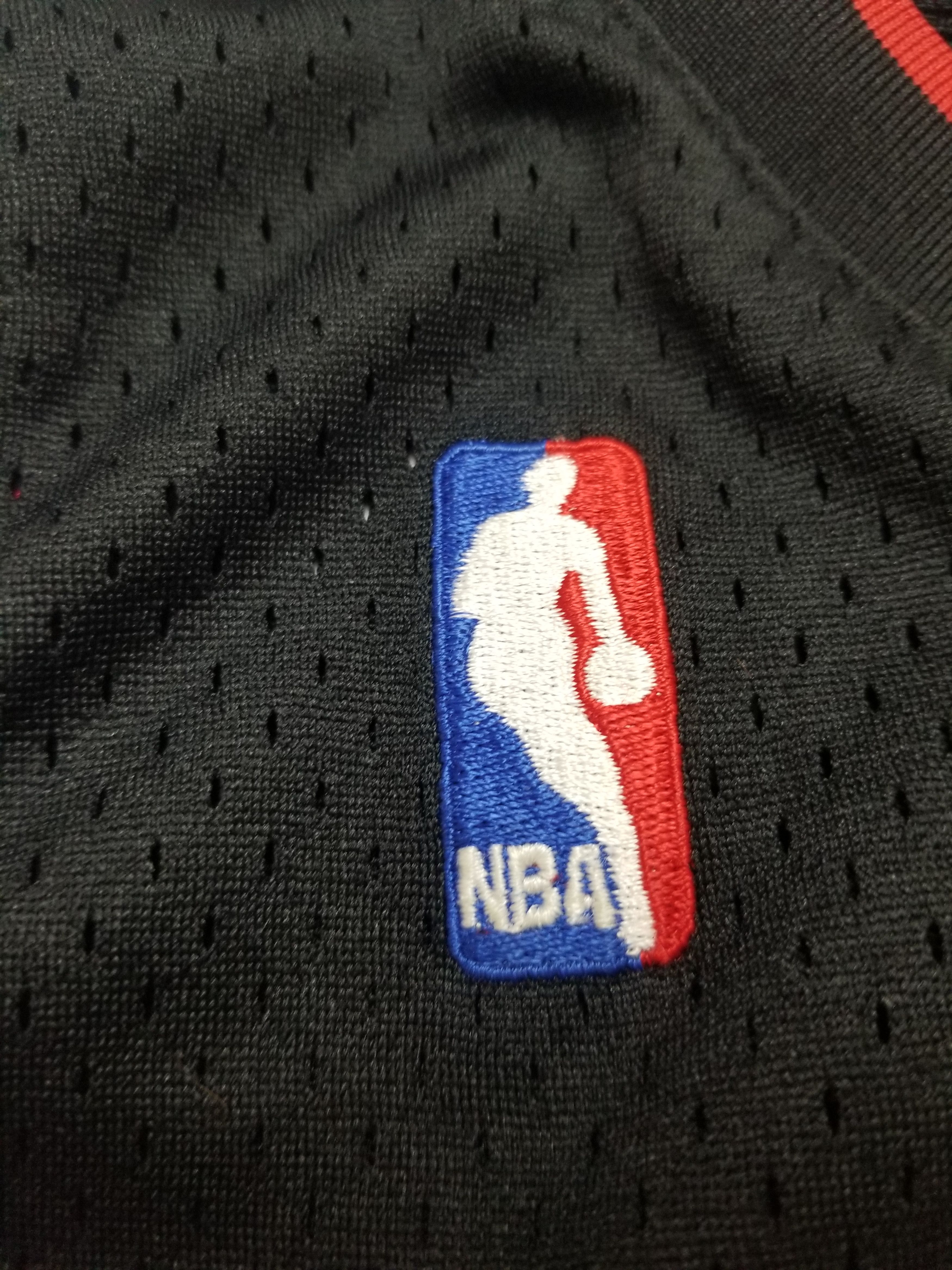 Adidas Miami Heat Wade NBA Swingman Jersey Youth L 14-16 Men's 2XS Size US XXS / EU 40 - 16 Thumbnail