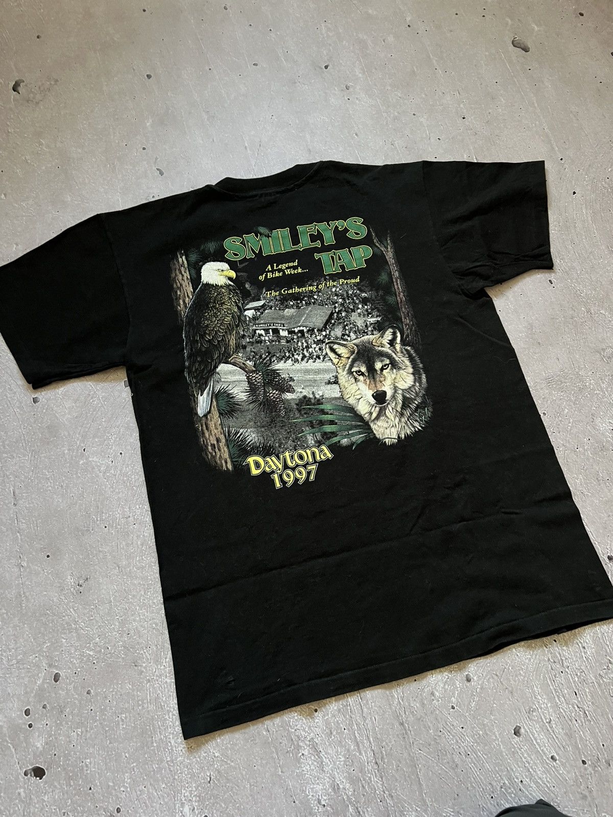 Other Vintage Smileys Tap 1997 Daytona T-Shirt Size L Size US L / EU 52-54 / 3 - 7 Thumbnail