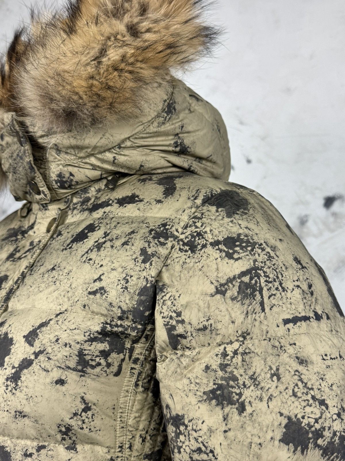 Burberry Burberry Brit Quilted Custom Camo Puffer Jacket Size M - L Size M / US 6-8 / IT 42-44 - 6 Thumbnail