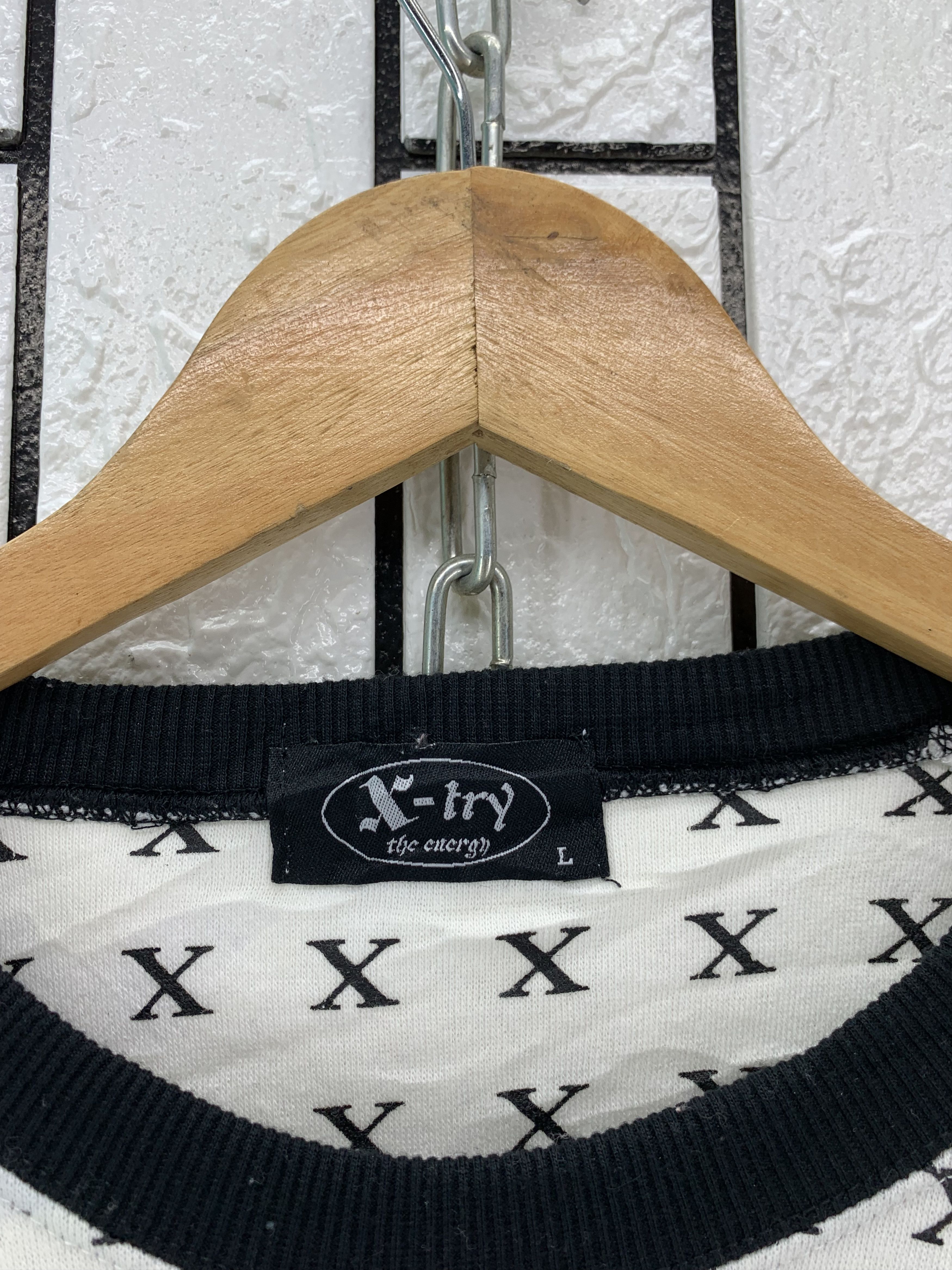 Japanese Brand Overprinted X Size US M / EU 48-50 / 2 - 3 Thumbnail