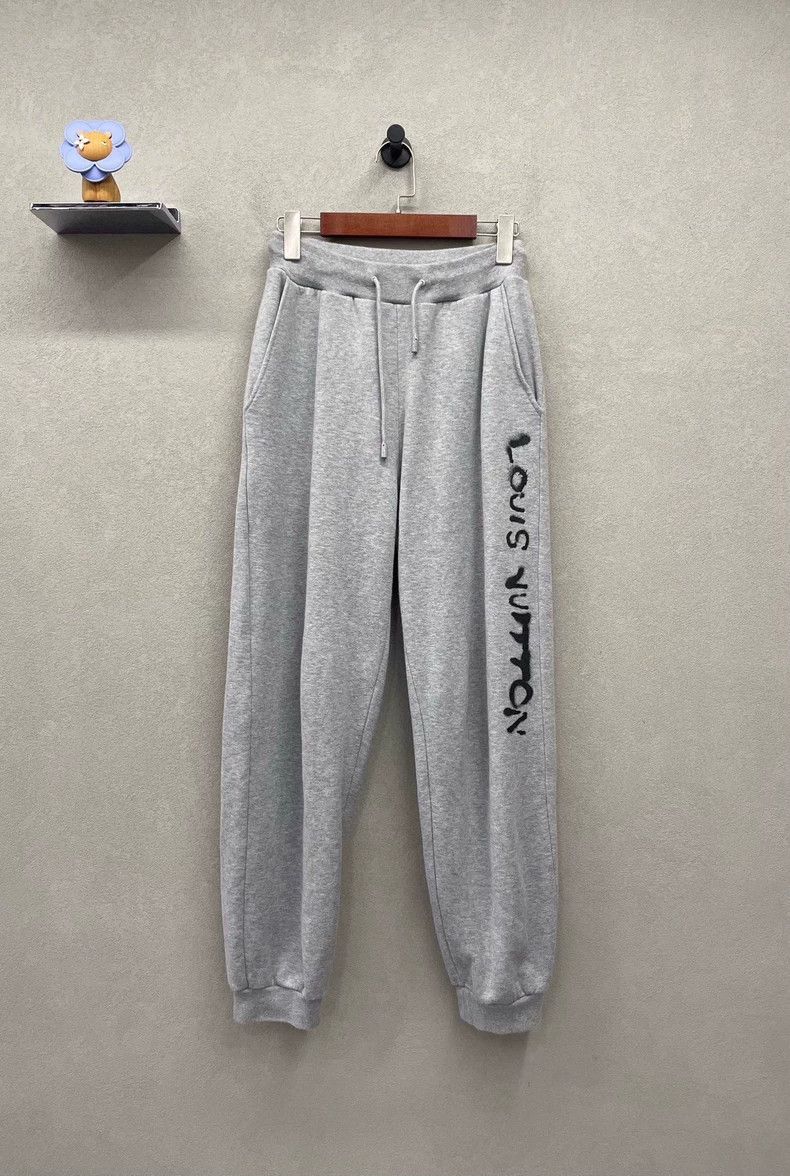 Louis Vuitton LV Gray Drawstring Sweatpants XS - dmc Size US 26 / EU 42 - 1 Thumbnail