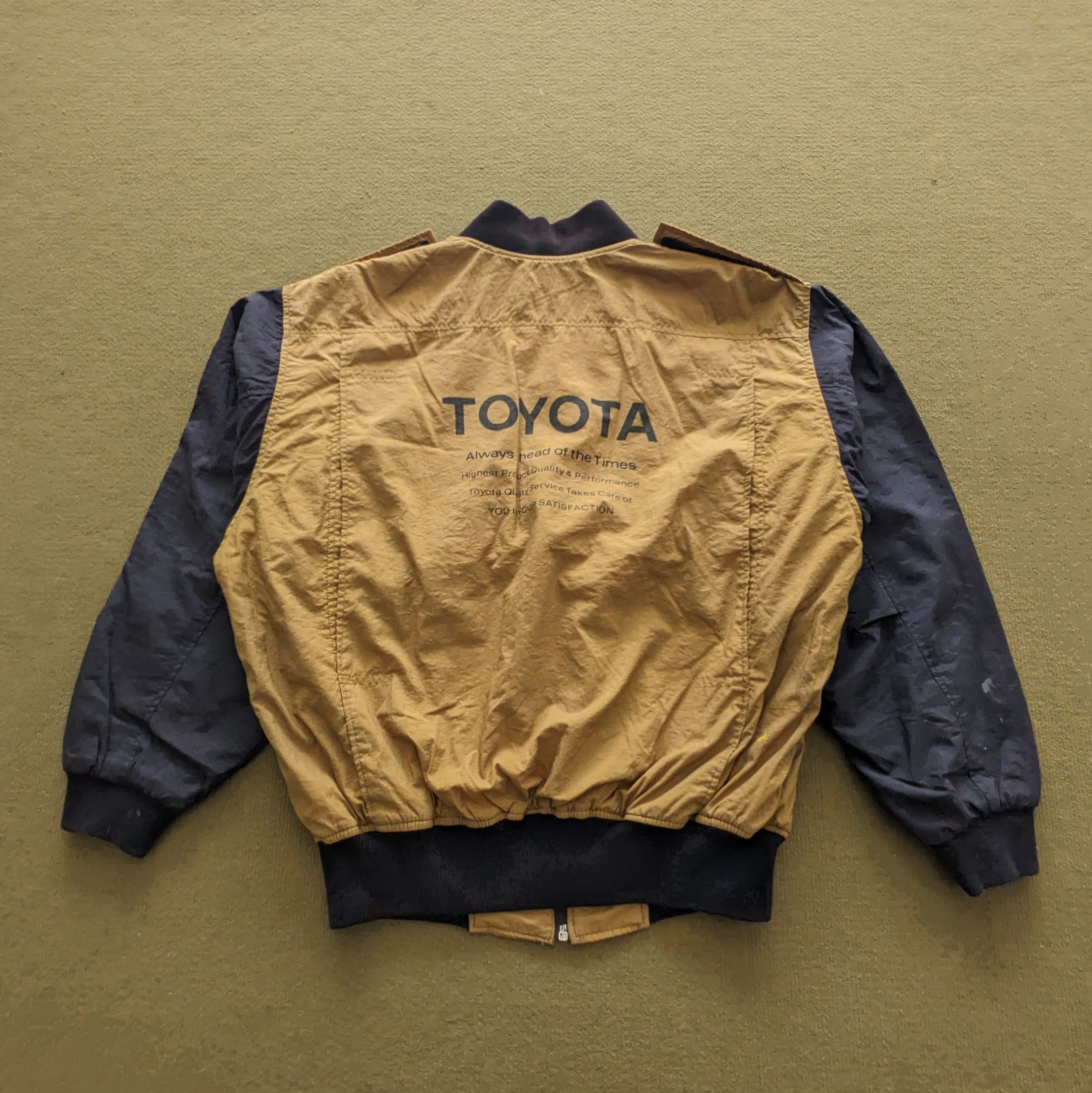 Japanese Brand Vintage TOYOTA Racing Motorsports Bomber Jacket Size US M / EU 48-50 / 2 - 1 Thumbnail