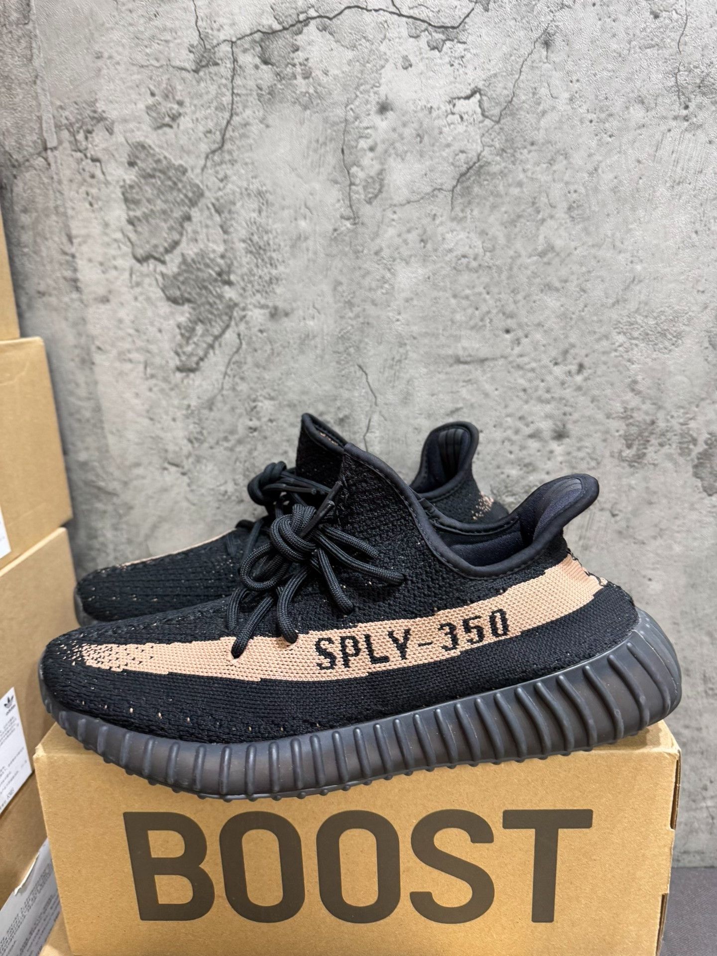 Adidas Adidas YEEZY350 Black Lowtop Sneakers 9 Men Size US 9 / EU 42 - 1 Thumbnail