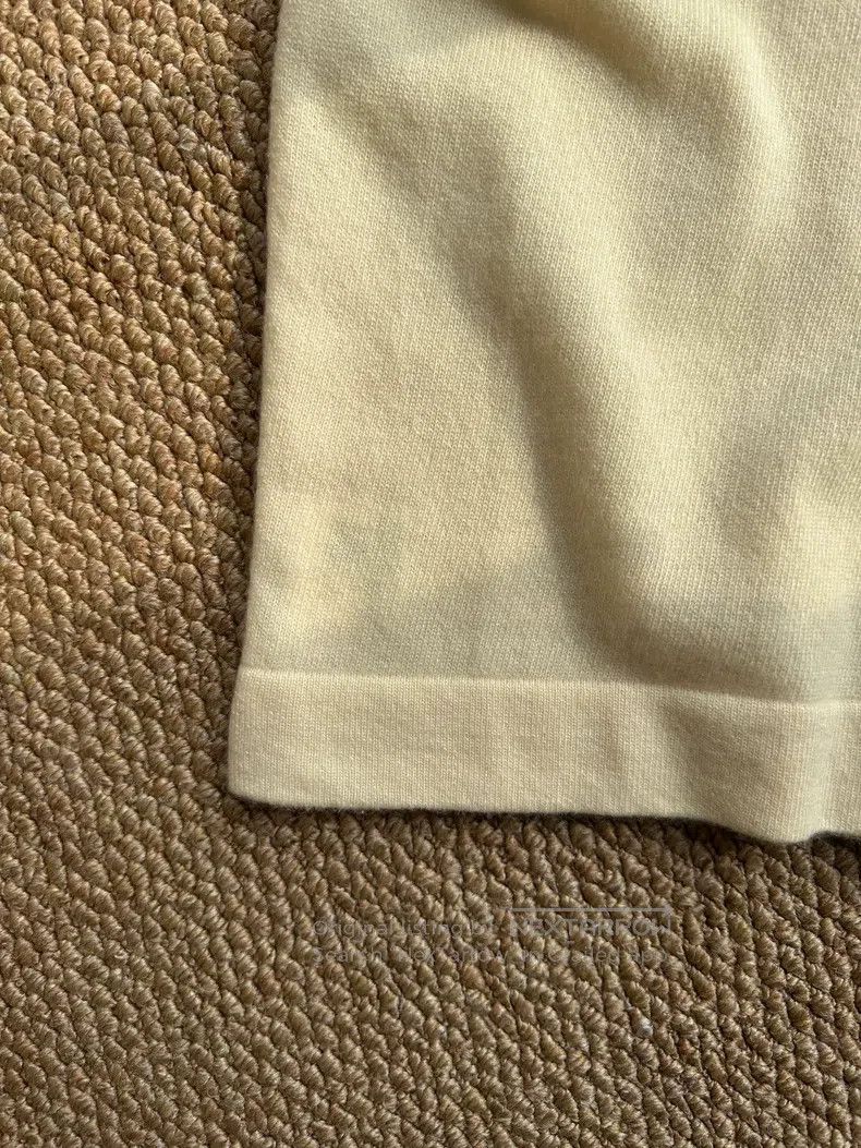 Hermes Hermes Cashmere Deep V Neck Vest Sleeveless Top, Apricot Size M / US 6-8 / IT 42-44 - 4 Thumbnail