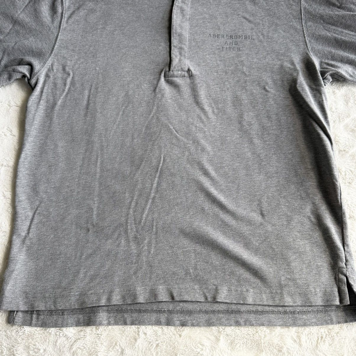 Abercrombie & Fitch Vintage Abercrombie & Fitch Polo Shirt Mens M Gray Rugby Zip Size US M / EU 48-50 / 2 - 5 Thumbnail