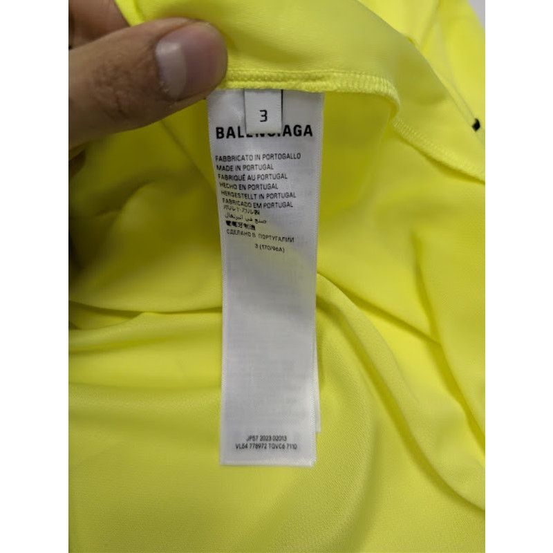 Balenciaga o1rshd1 Soccer Fluo Paris Tech Jersey T-Shirt in Fluo Yellow Size US L / EU 52-54 / 3 - 18 Thumbnail