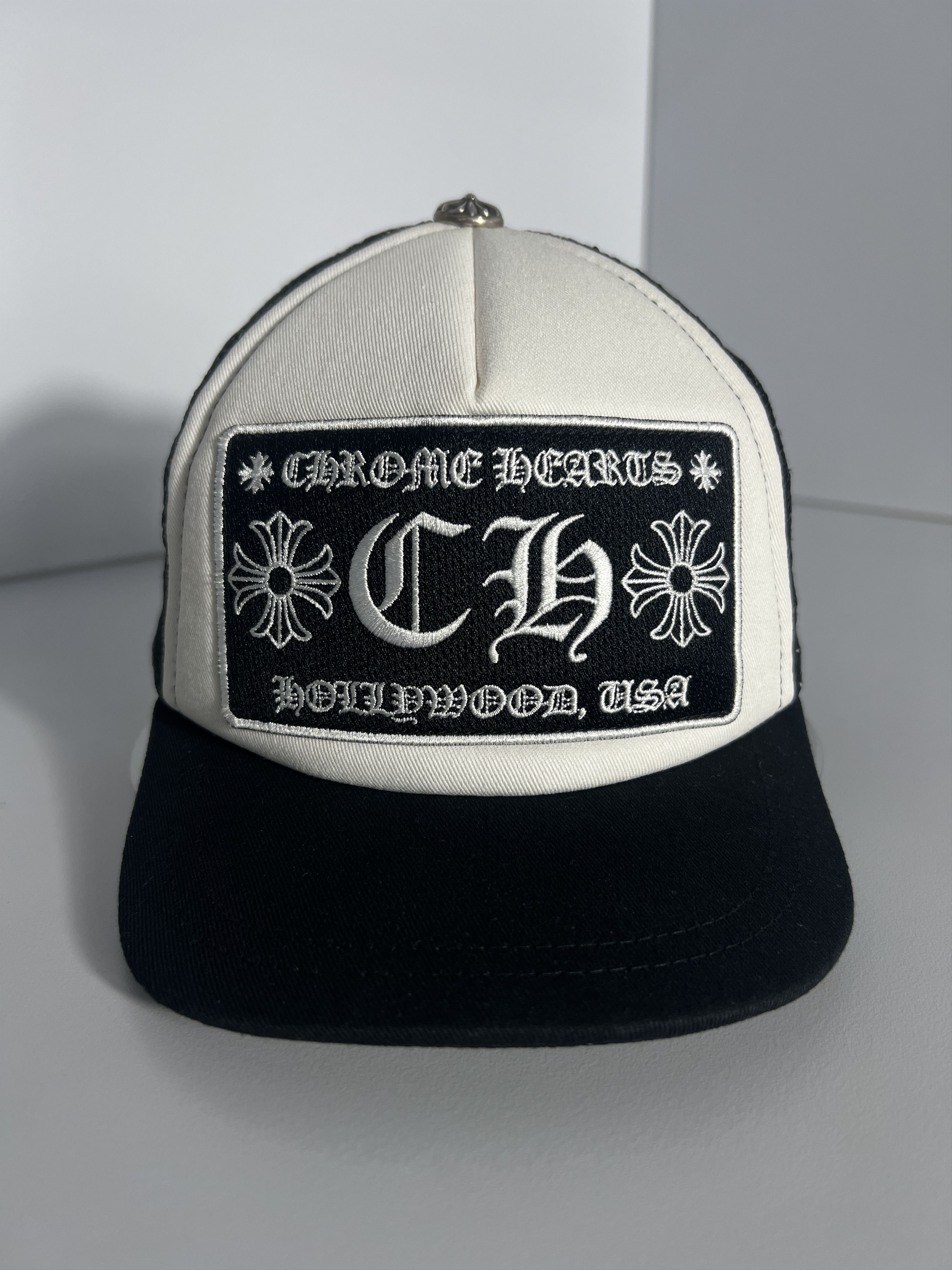 Chrome Hearts Chrome Hearts CH Hollywood USA Trucker Hat Black Size ONE SIZE - 1 Thumbnail