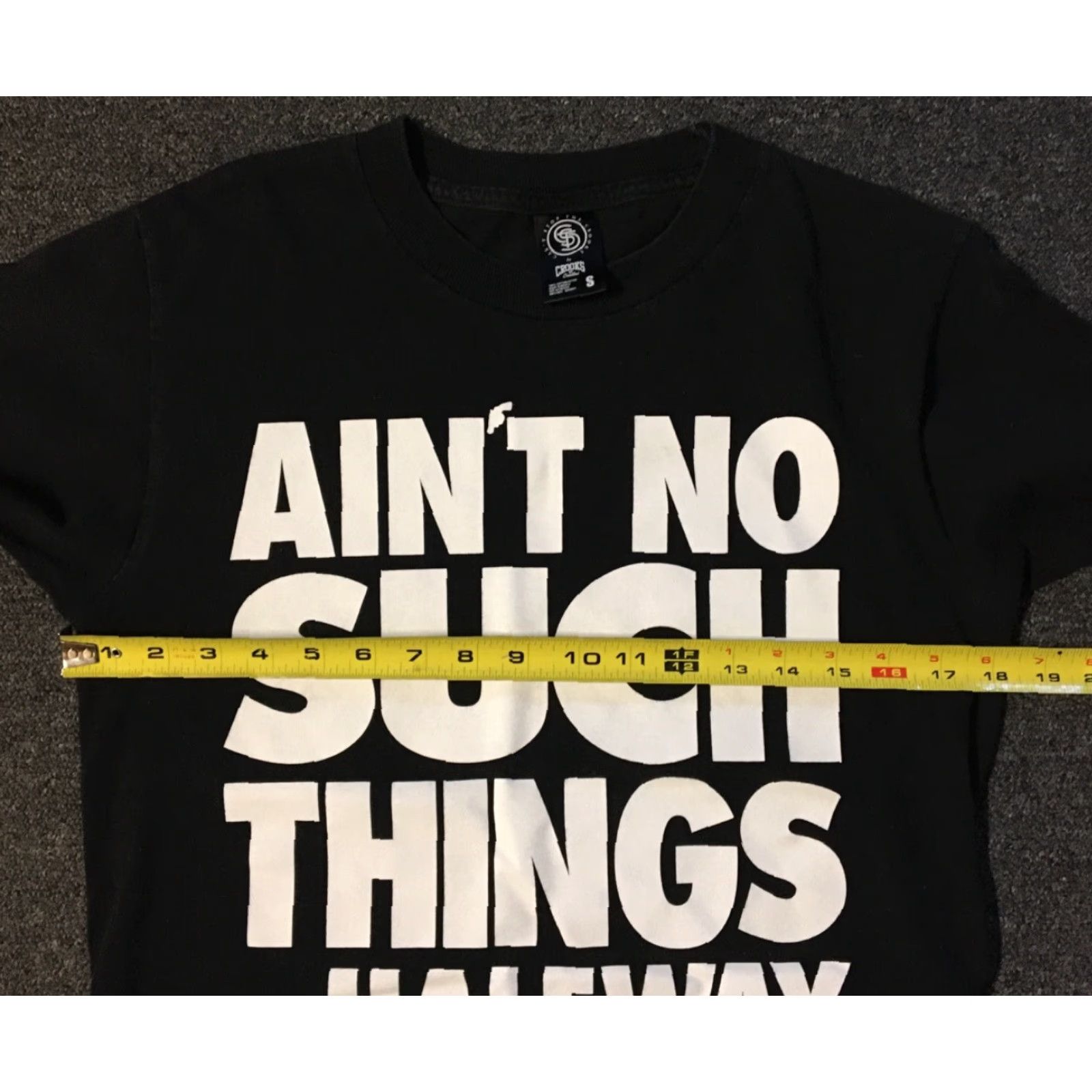 Diamond Supply Co. VINTAGE Crooks & Castles Halfway Crooks Shirt S Mobb Deep Obey 10 Hundreds Hip Hop Rap Size US S / EU 44-46 / 1 - 6 Thumbnail